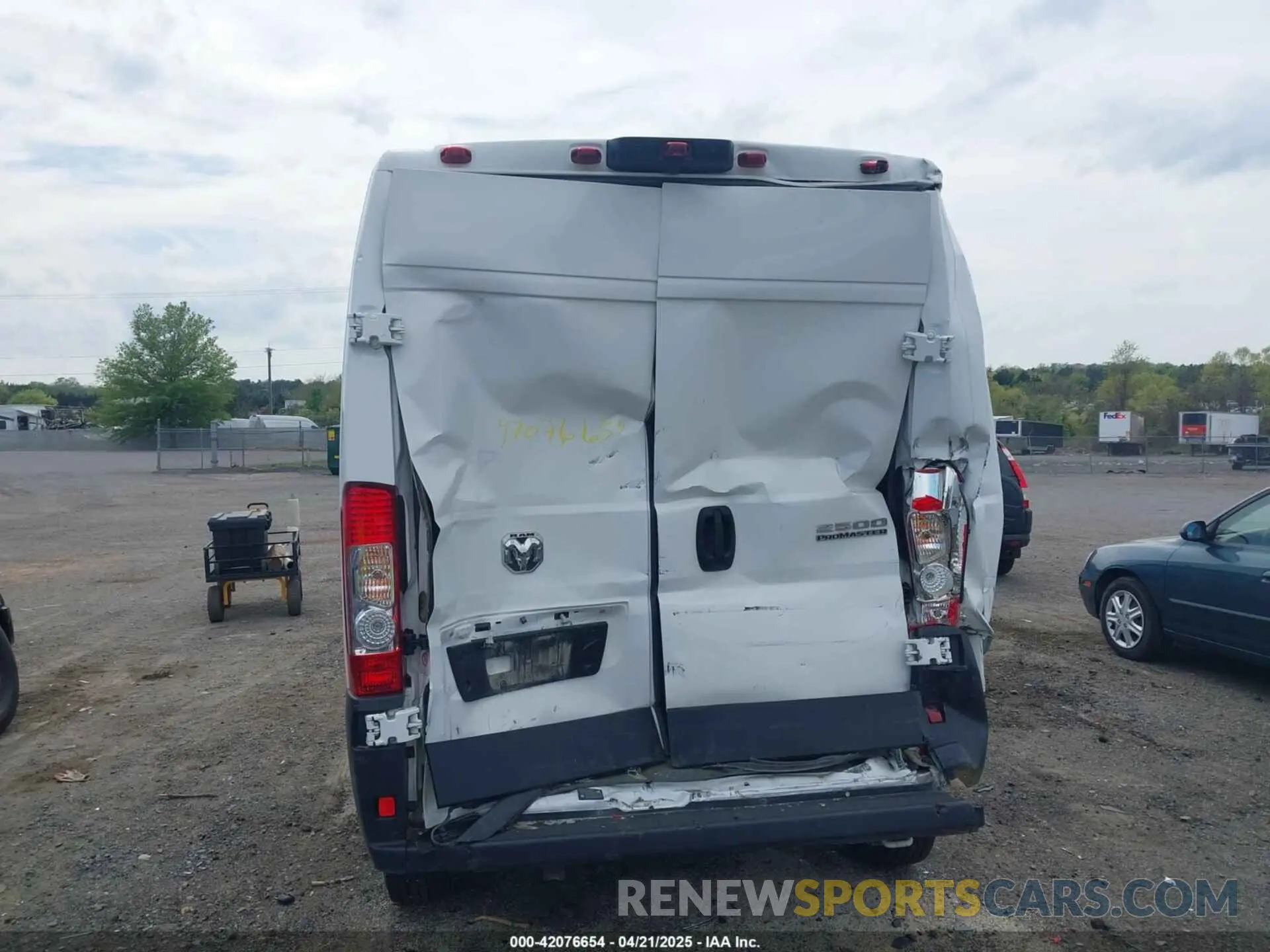 16 fotografías del automóvil dañado 3C6LRVDG5PE572066 RAM PROMASTER 2500 2023