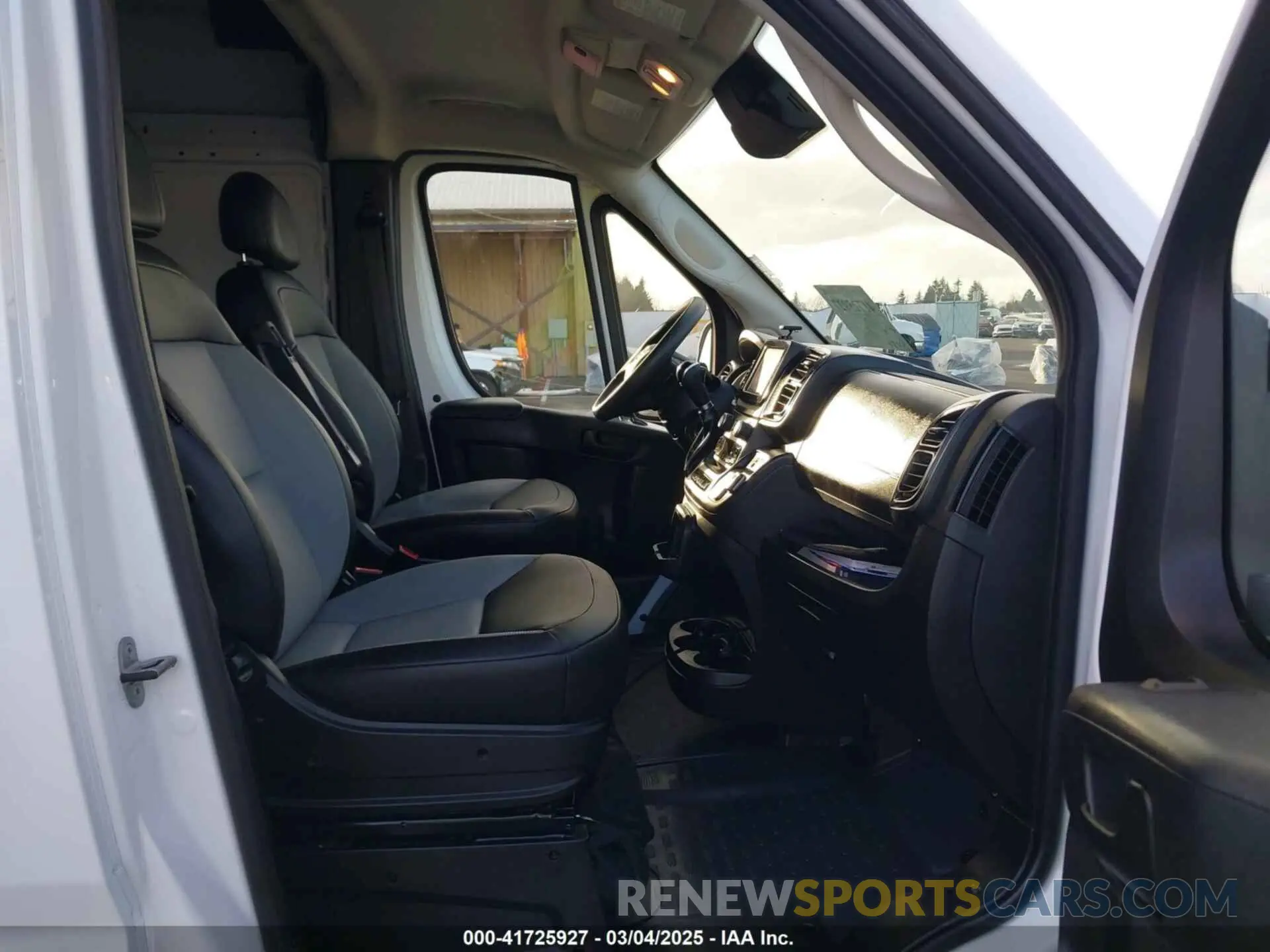 5 fotografías del automóvil dañado 3C6LRVDG7PE577768 RAM PROMASTER 2500 2023