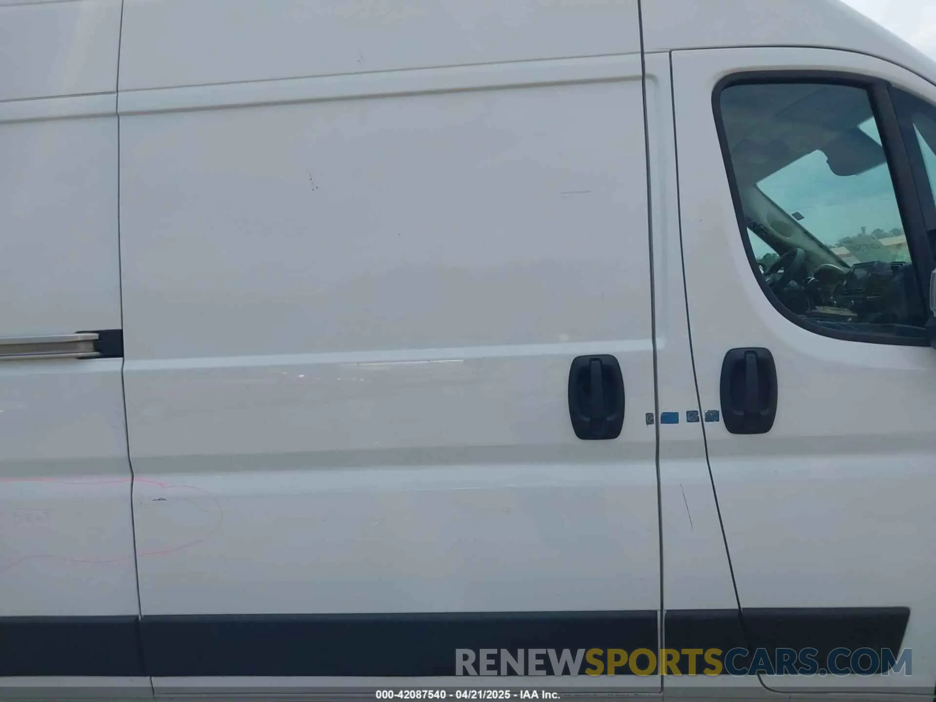 13 fotografías del automóvil dañado 3C6LRVDG8PE593865 RAM PROMASTER 2500 2023