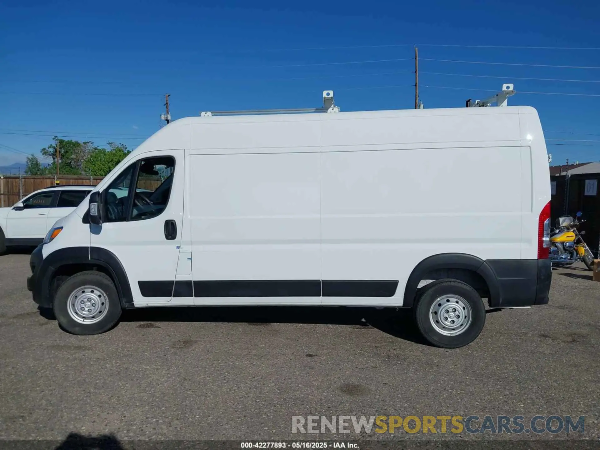 14 fotografías del automóvil dañado 3C6LRVDG8PE596328 RAM PROMASTER 2500 2023