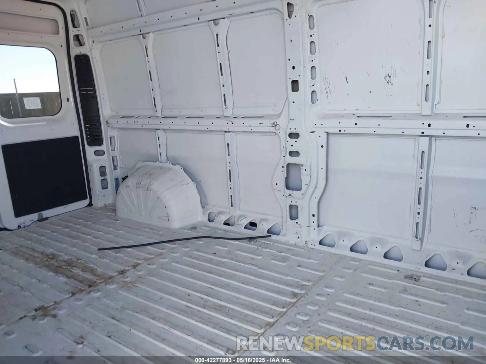 8 fotografías del automóvil dañado 3C6LRVDG8PE596328 RAM PROMASTER 2500 2023