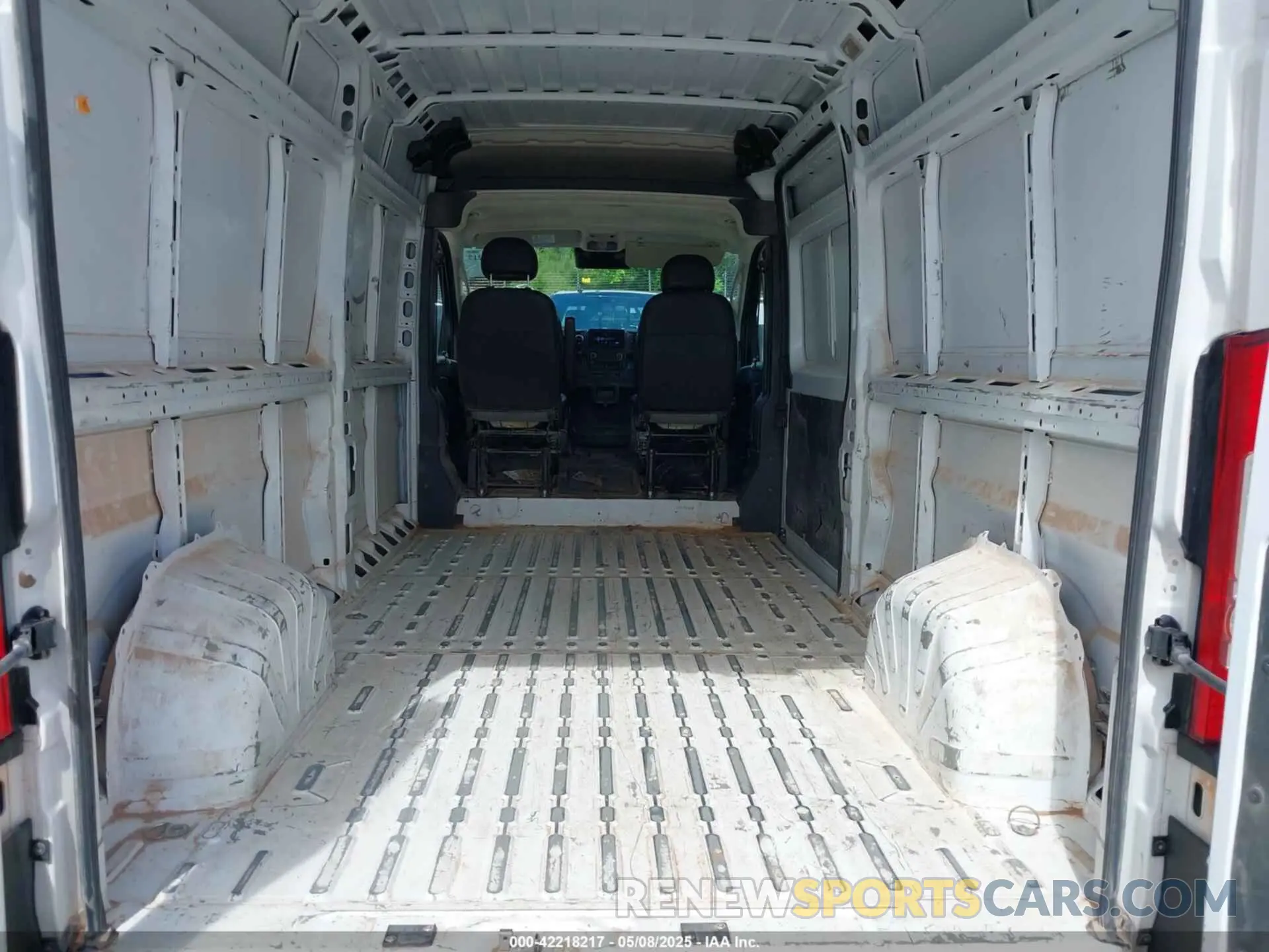 8 fotografías del automóvil dañado 3C6LRVDGXPE541587 RAM PROMASTER 2500 2023