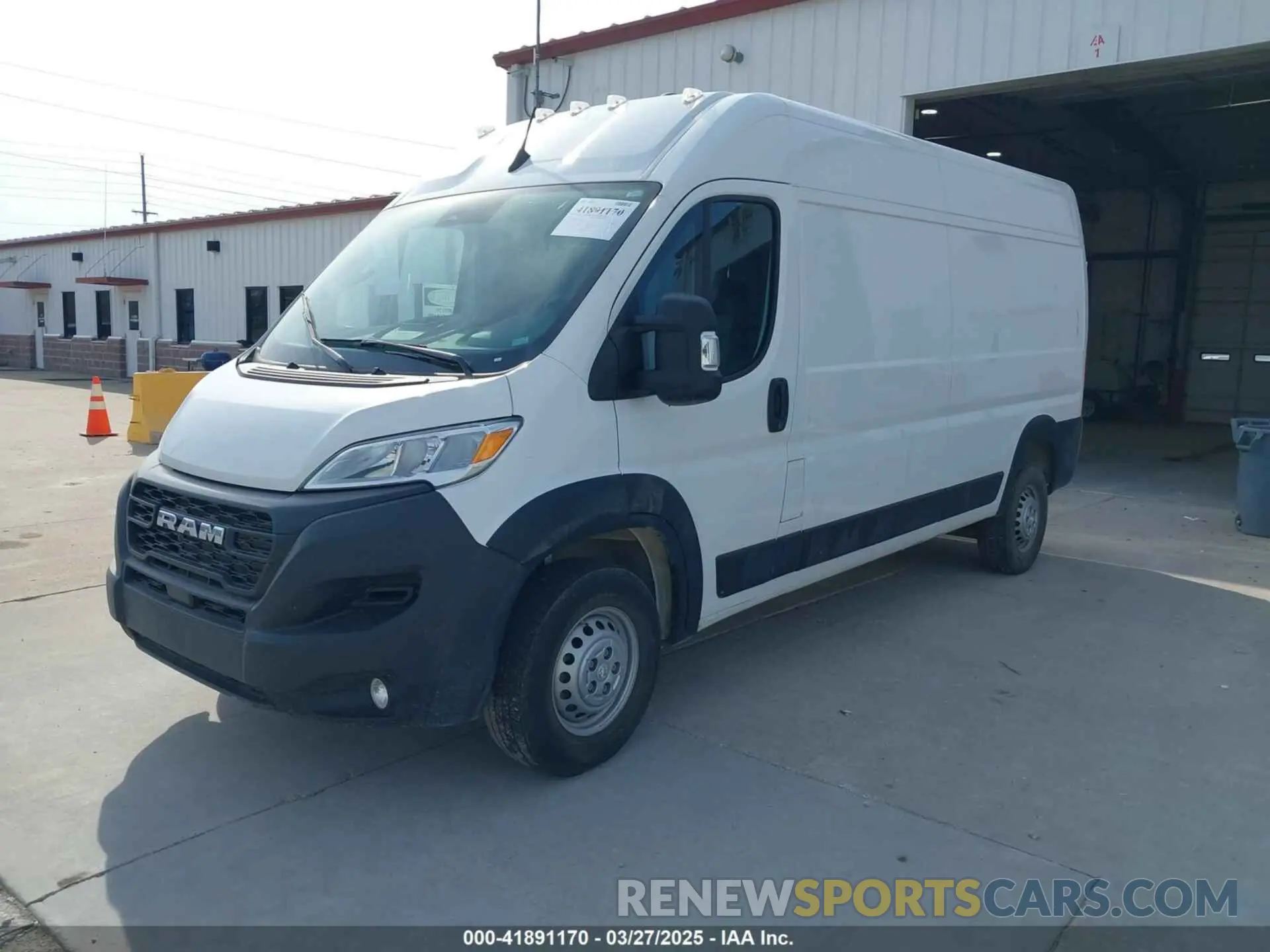 2 fotografías del automóvil dañado 3C6LRVDG0RE121355 RAM PROMASTER 2500 2024