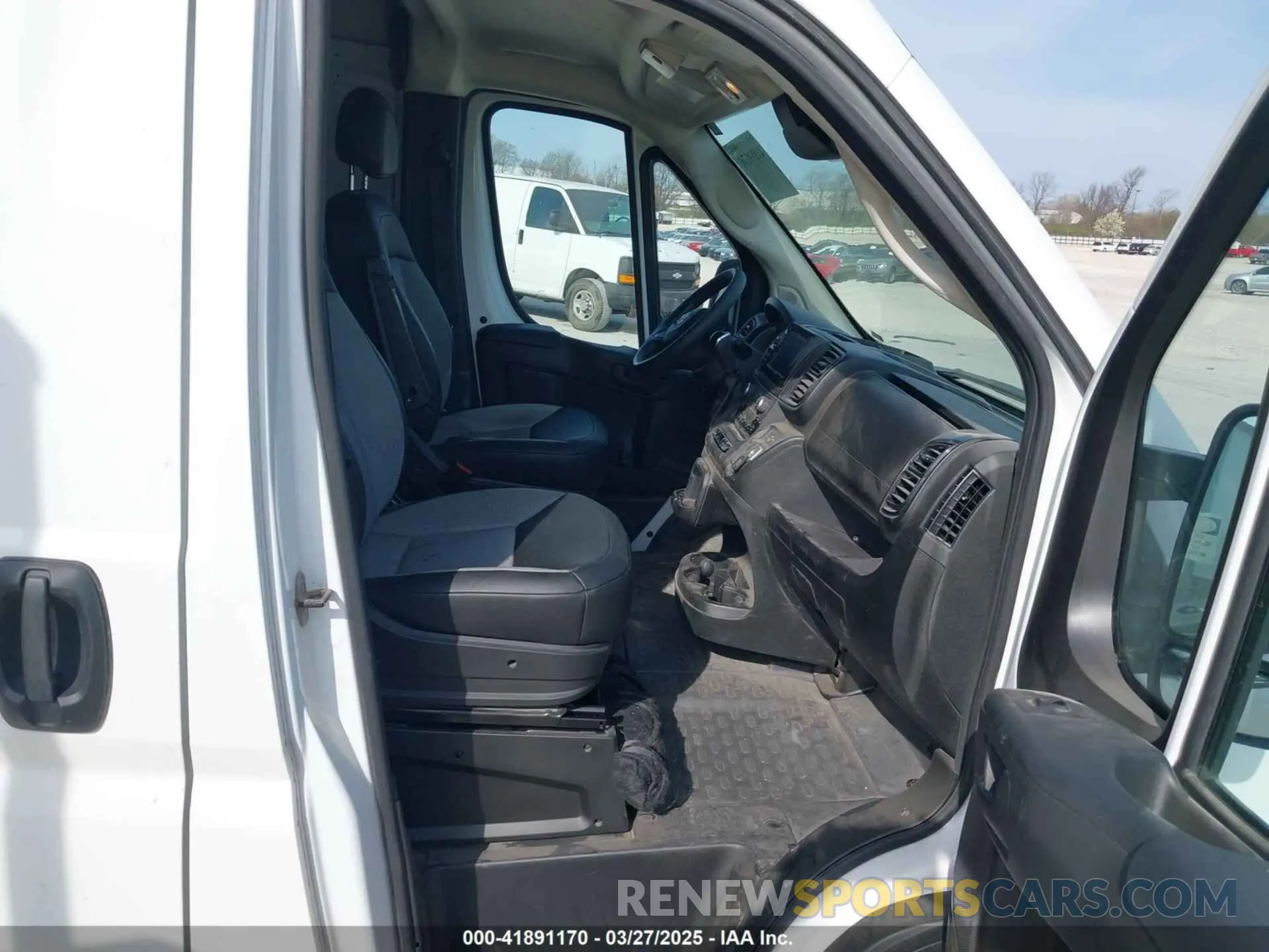 5 fotografías del automóvil dañado 3C6LRVDG0RE121355 RAM PROMASTER 2500 2024