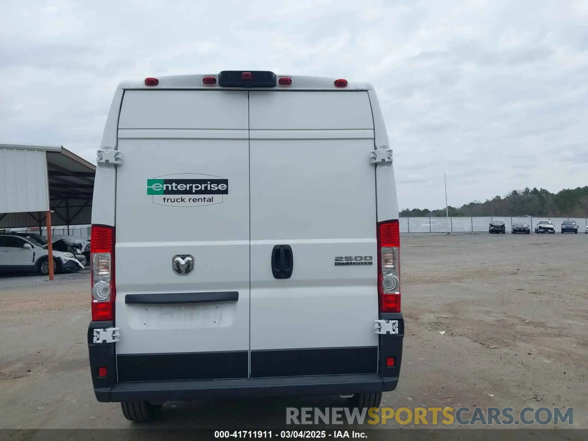 17 fotografías del automóvil dañado 3C6LRVDG7RE132224 RAM PROMASTER 2500 2024
