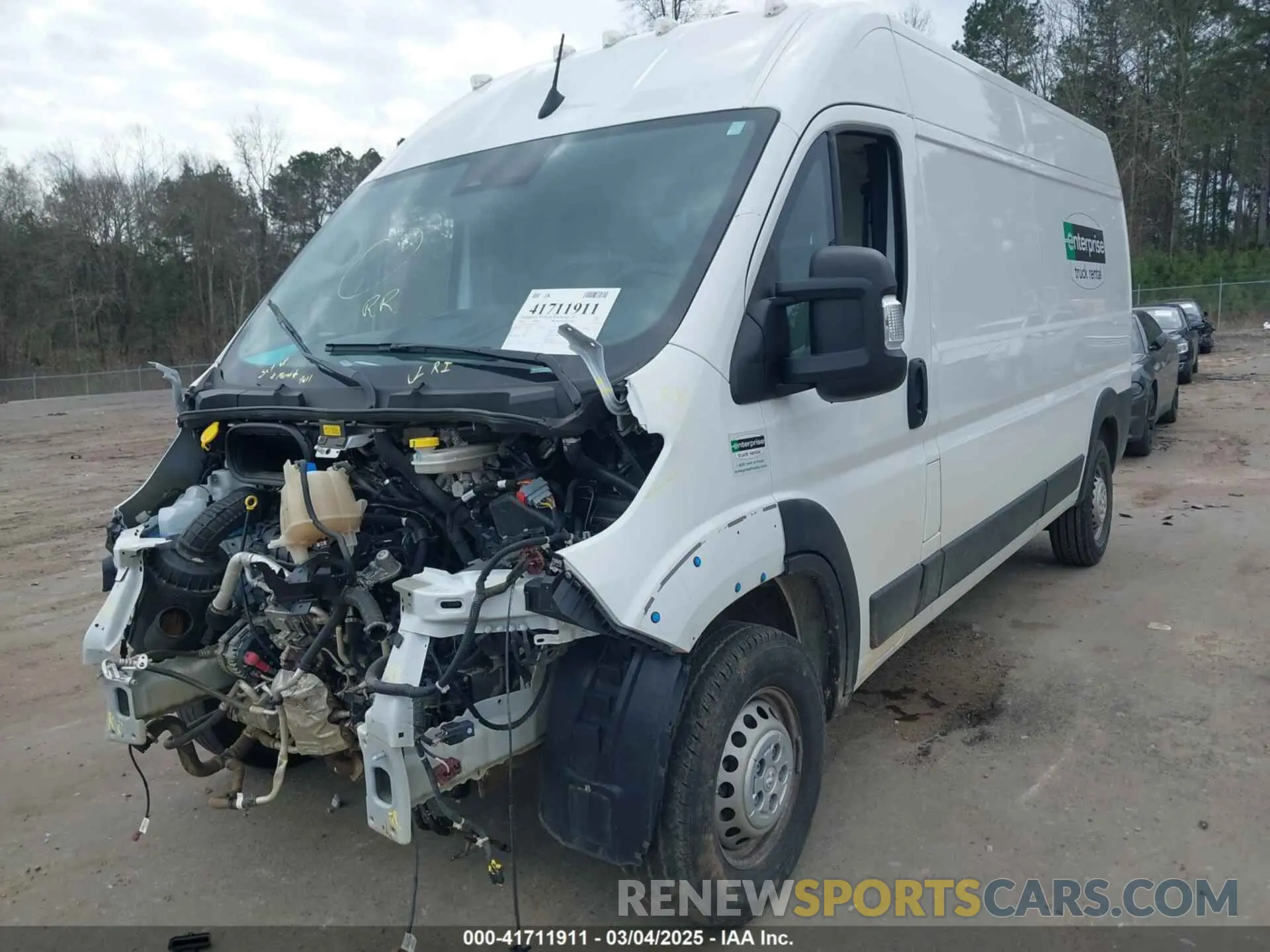 2 fotografías del automóvil dañado 3C6LRVDG7RE132224 RAM PROMASTER 2500 2024