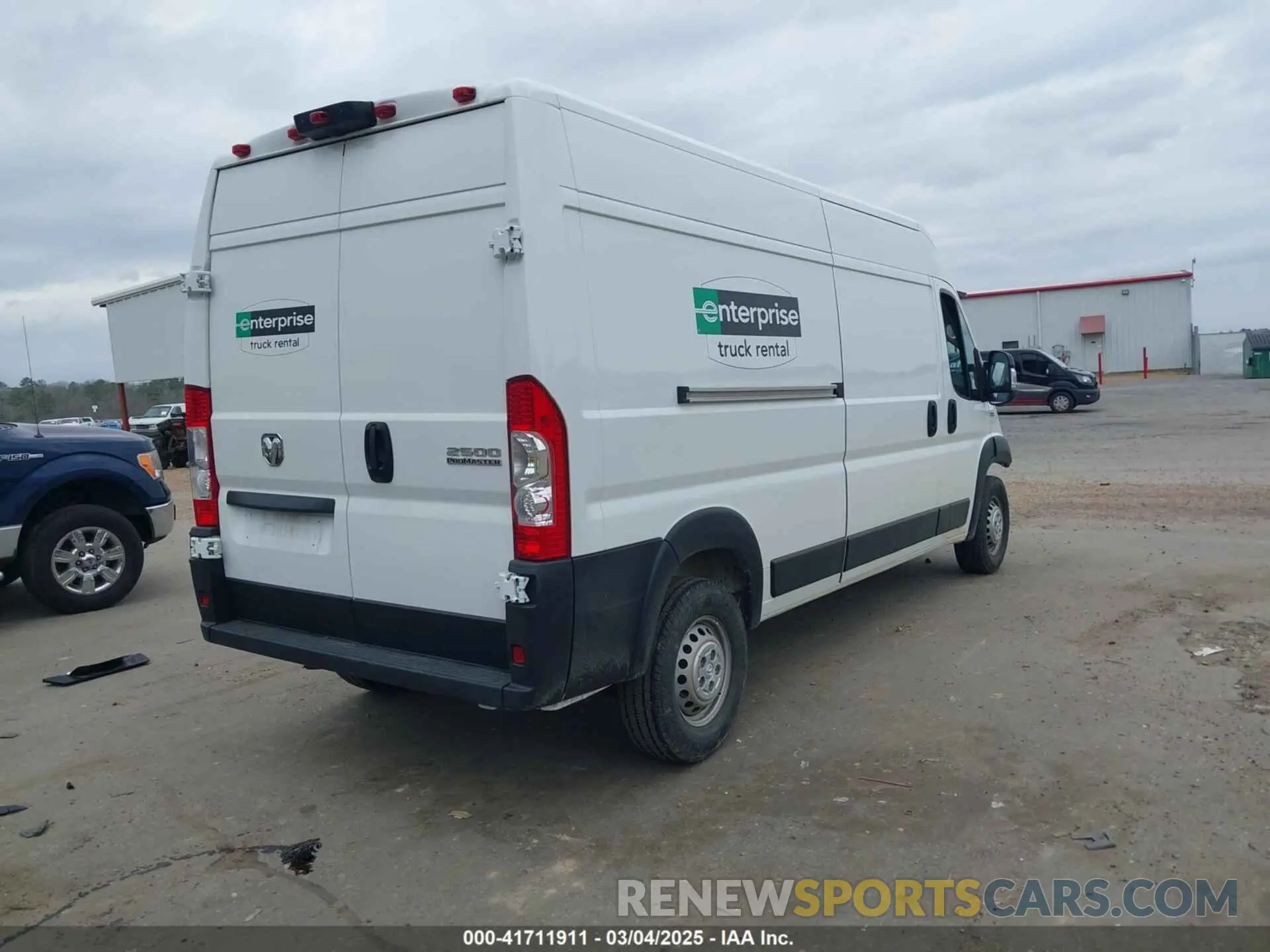 4 fotografías del automóvil dañado 3C6LRVDG7RE132224 RAM PROMASTER 2500 2024