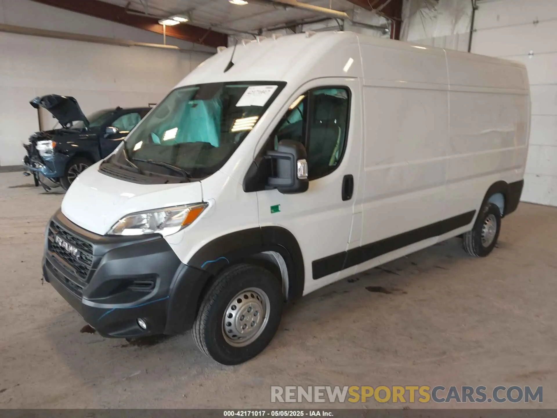 2 fotografías del automóvil dañado 3C6LRVDG9RE143418 RAM PROMASTER 2500 2024