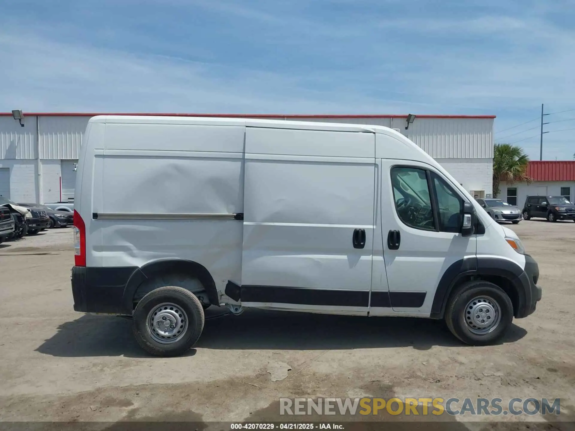 14 fotografías del automóvil dañado 3C6LRVCG2SE513485 RAM PROMASTER 2500 2025