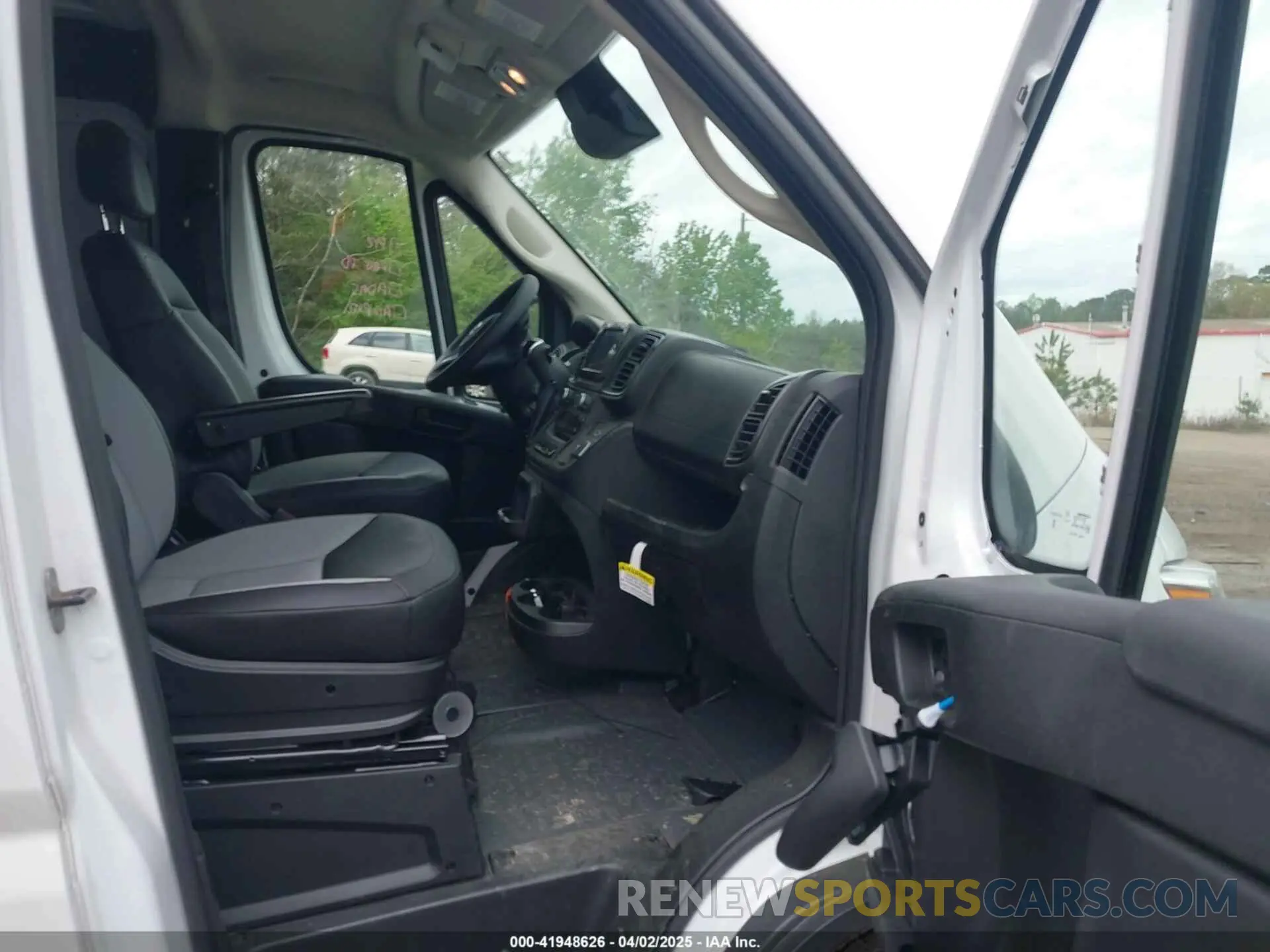 5 fotografías del automóvil dañado 3C6LRVVG2SE513404 RAM PROMASTER 2500 2025