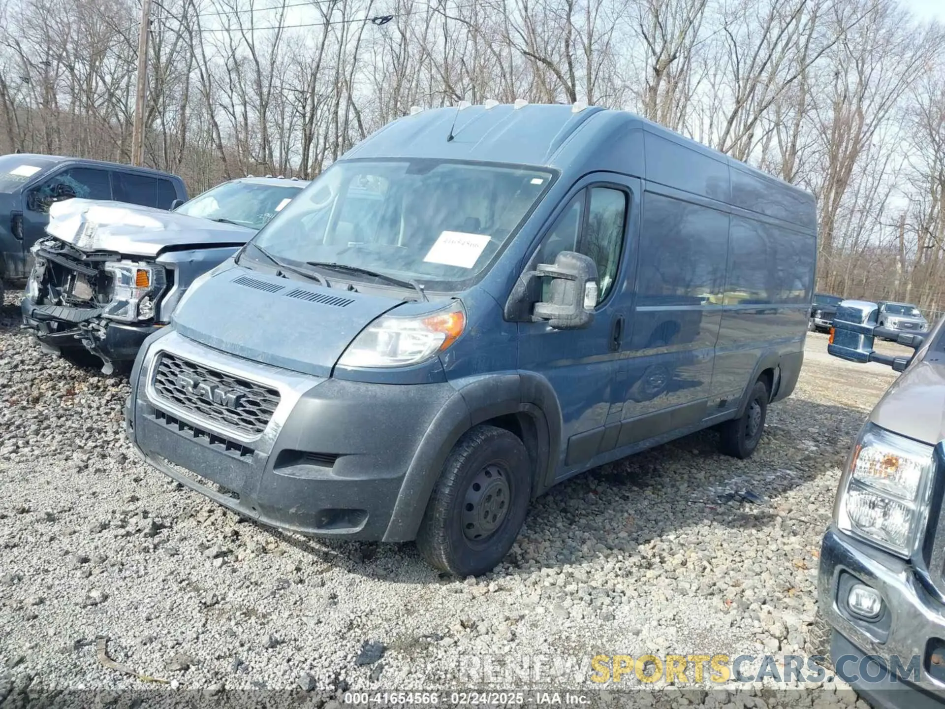 2 fotografías del automóvil dañado 3C6URVJG1KE560157 RAM PROMASTER 3500 2019