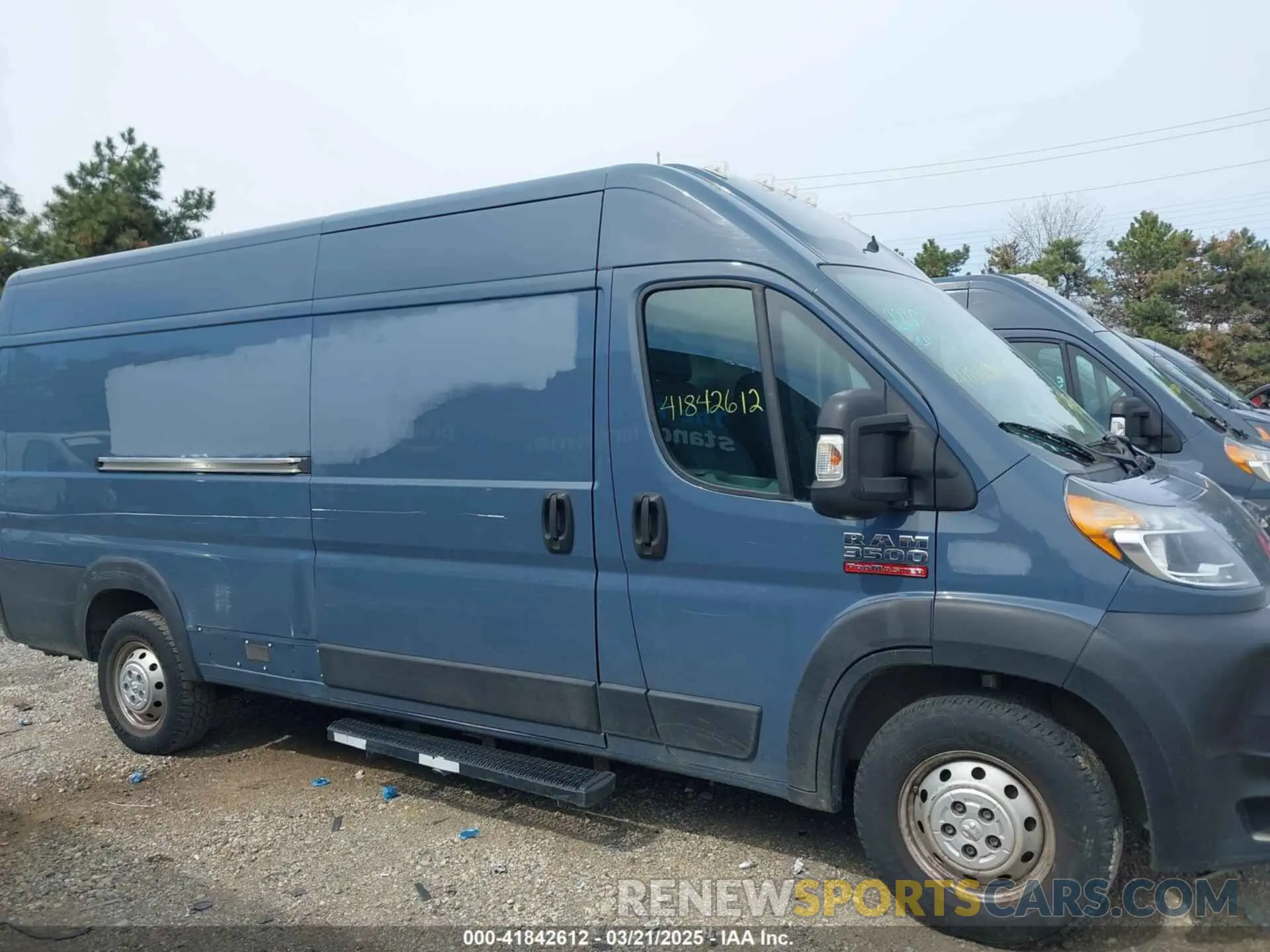 13 fotografías del automóvil dañado 3C6URVJG4KE564333 RAM PROMASTER 3500 2019