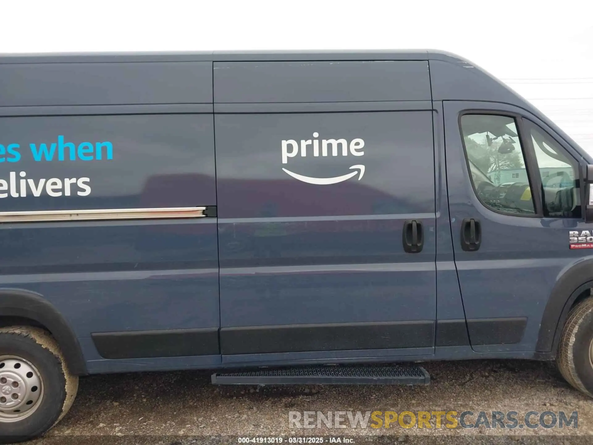 13 fotografías del automóvil dañado 3C6URVJG5KE554572 RAM PROMASTER 3500 2019