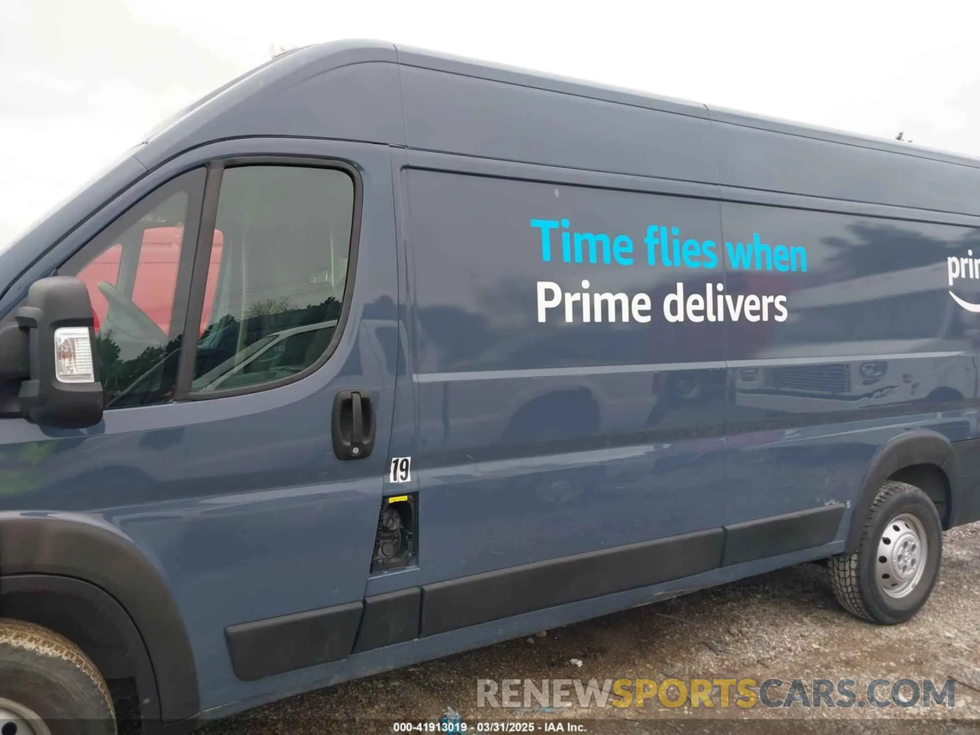 14 fotografías del automóvil dañado 3C6URVJG5KE554572 RAM PROMASTER 3500 2019