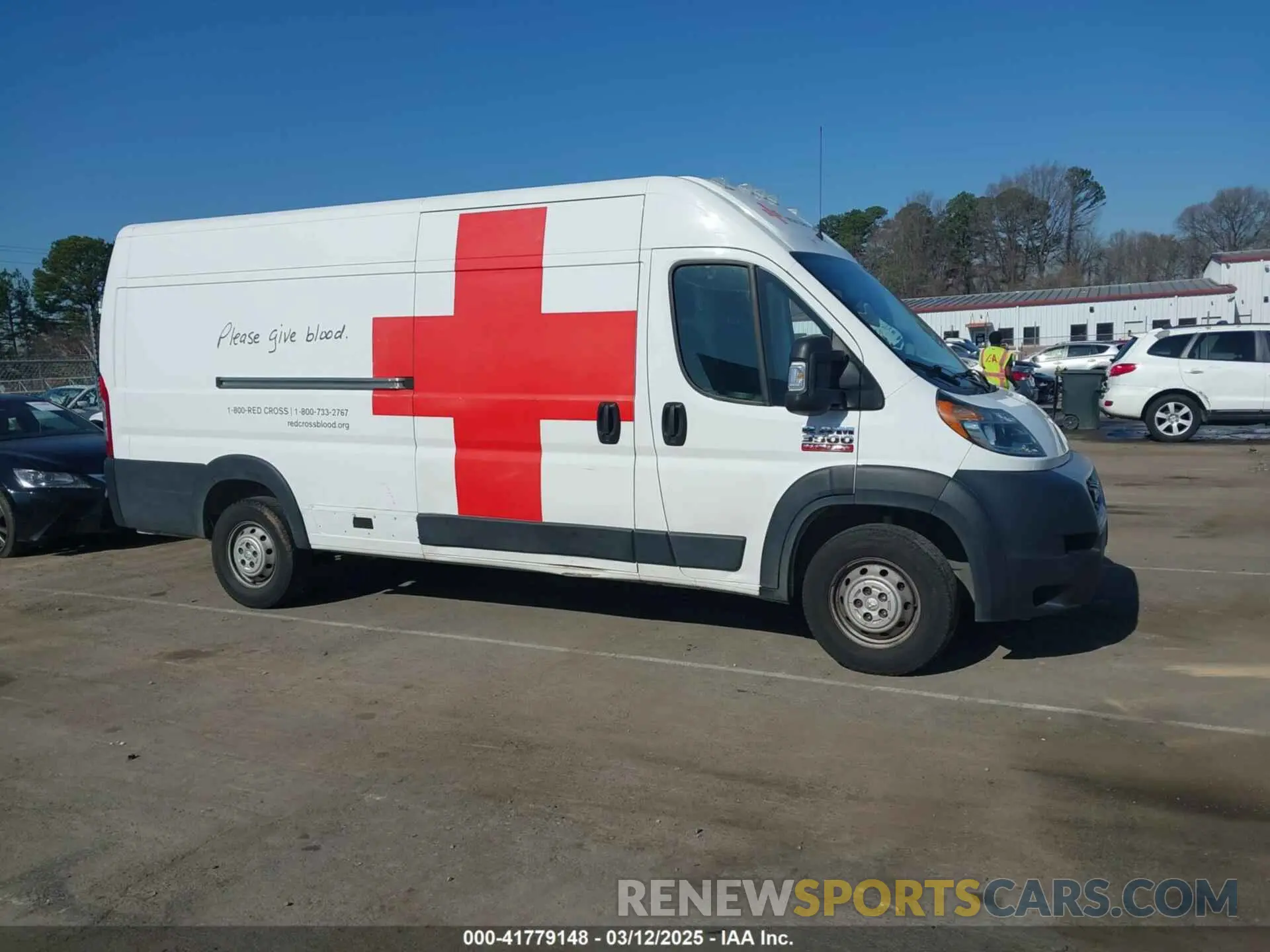 13 fotografías del automóvil dañado 3C6URVJG6KE560302 RAM PROMASTER 3500 2019