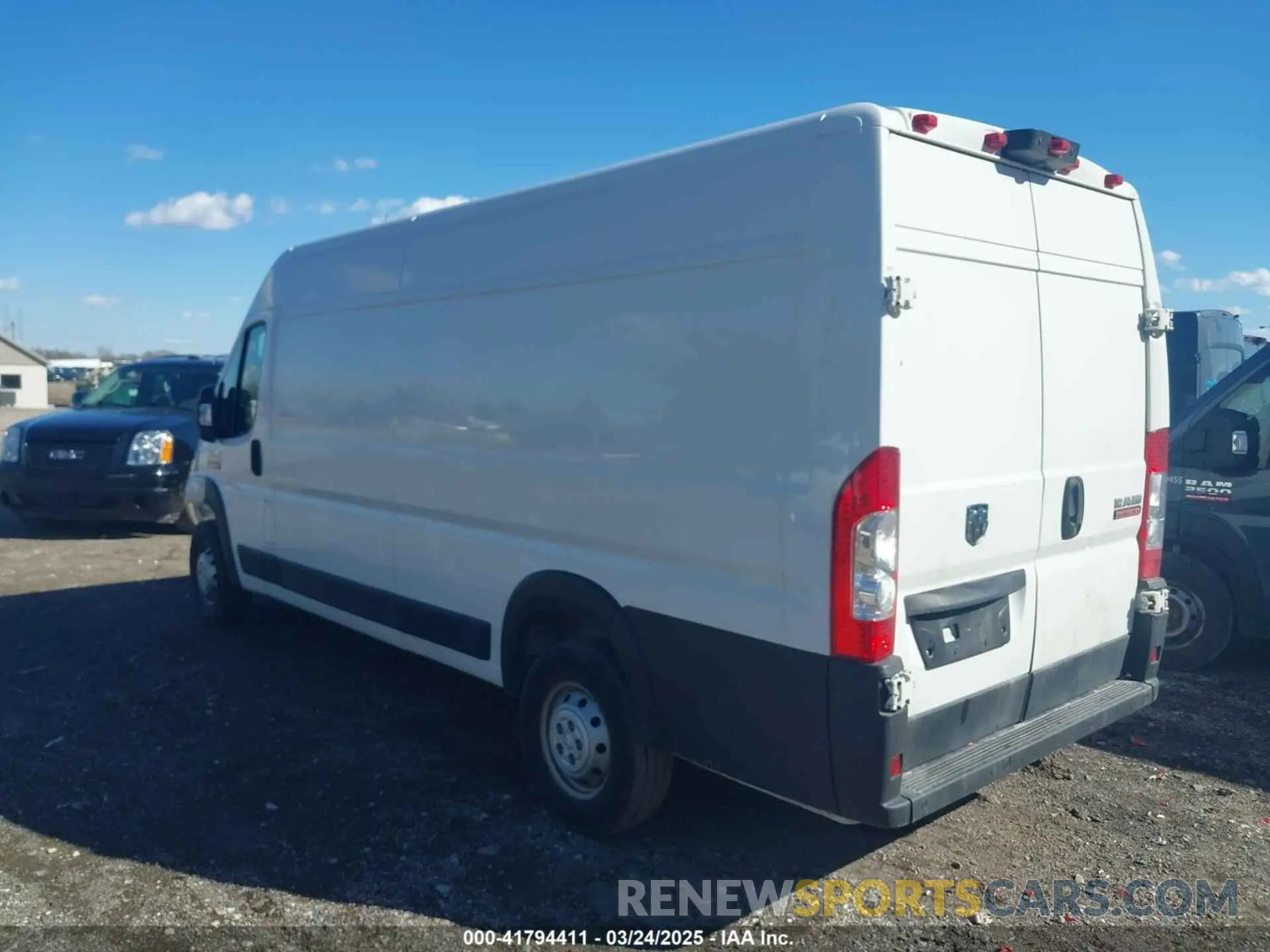 3 fotografías del automóvil dañado 3C6MRVJG0ME520526 RAM PROMASTER 3500 2021