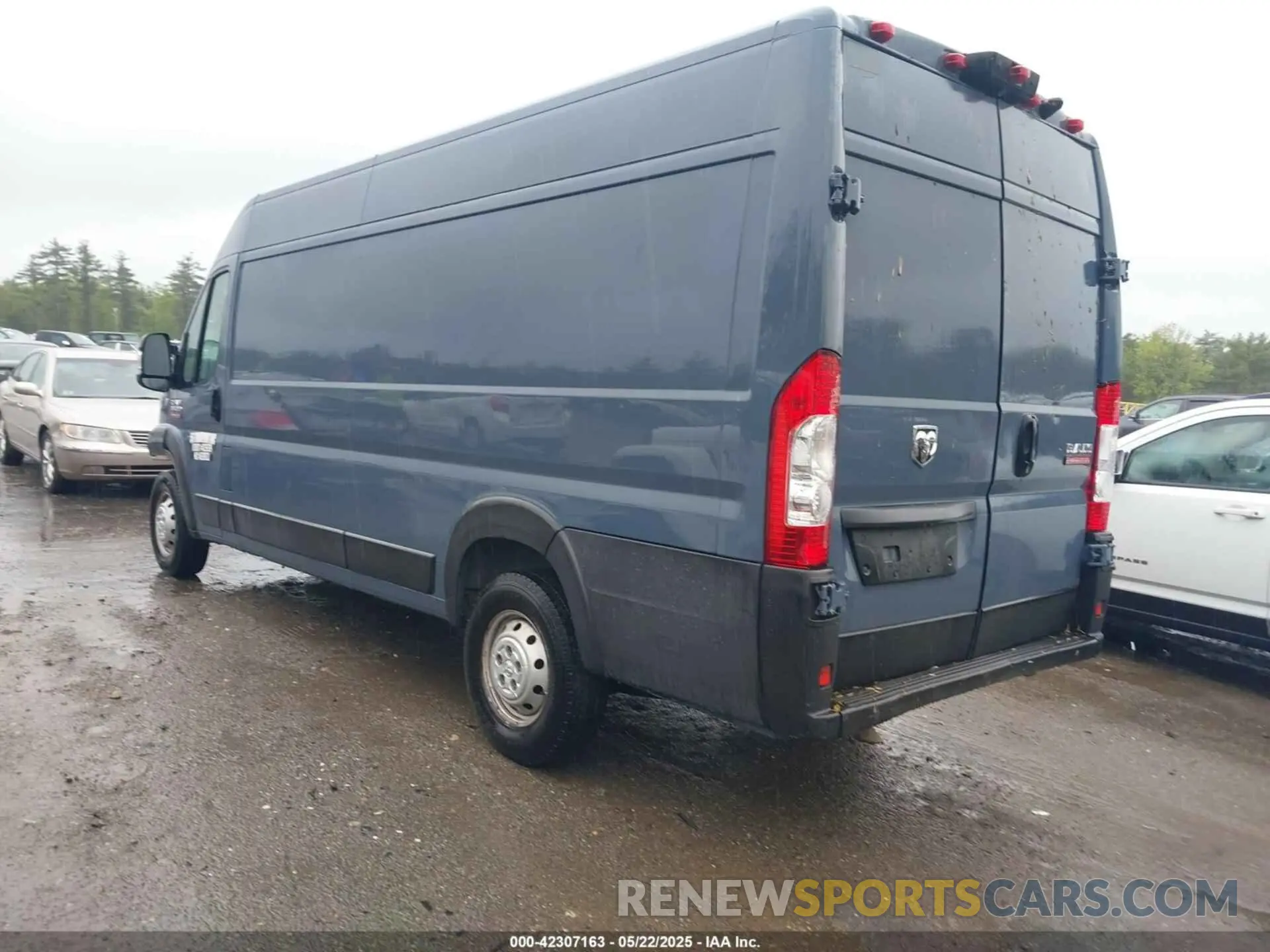 3 fotografías del automóvil dañado 3C6MRVJG0ME574229 RAM PROMASTER 3500 2021