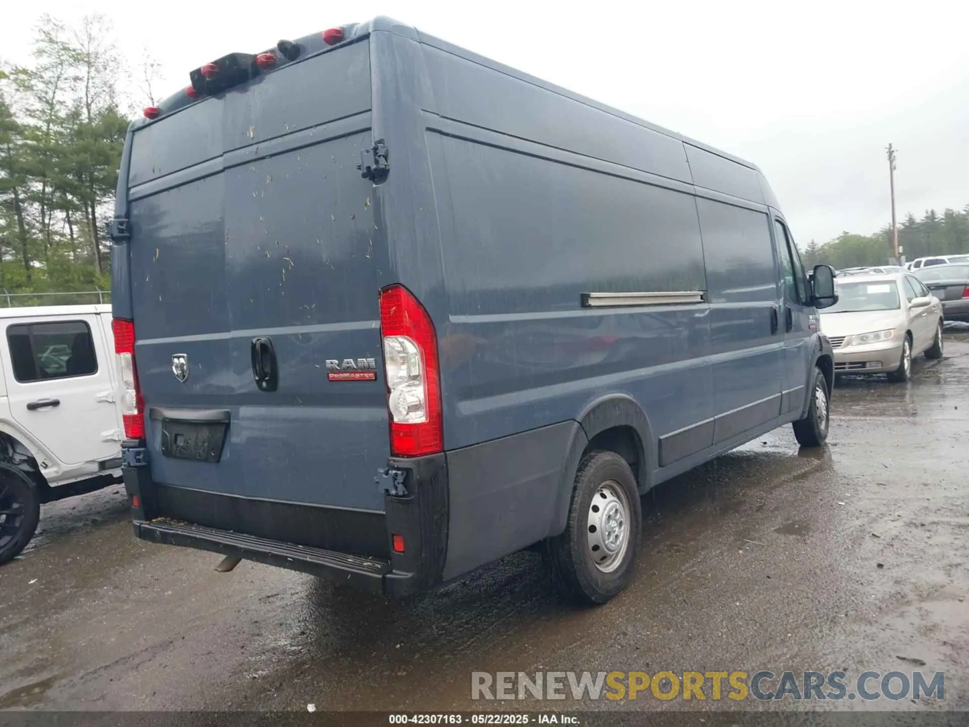 4 fotografías del automóvil dañado 3C6MRVJG0ME574229 RAM PROMASTER 3500 2021