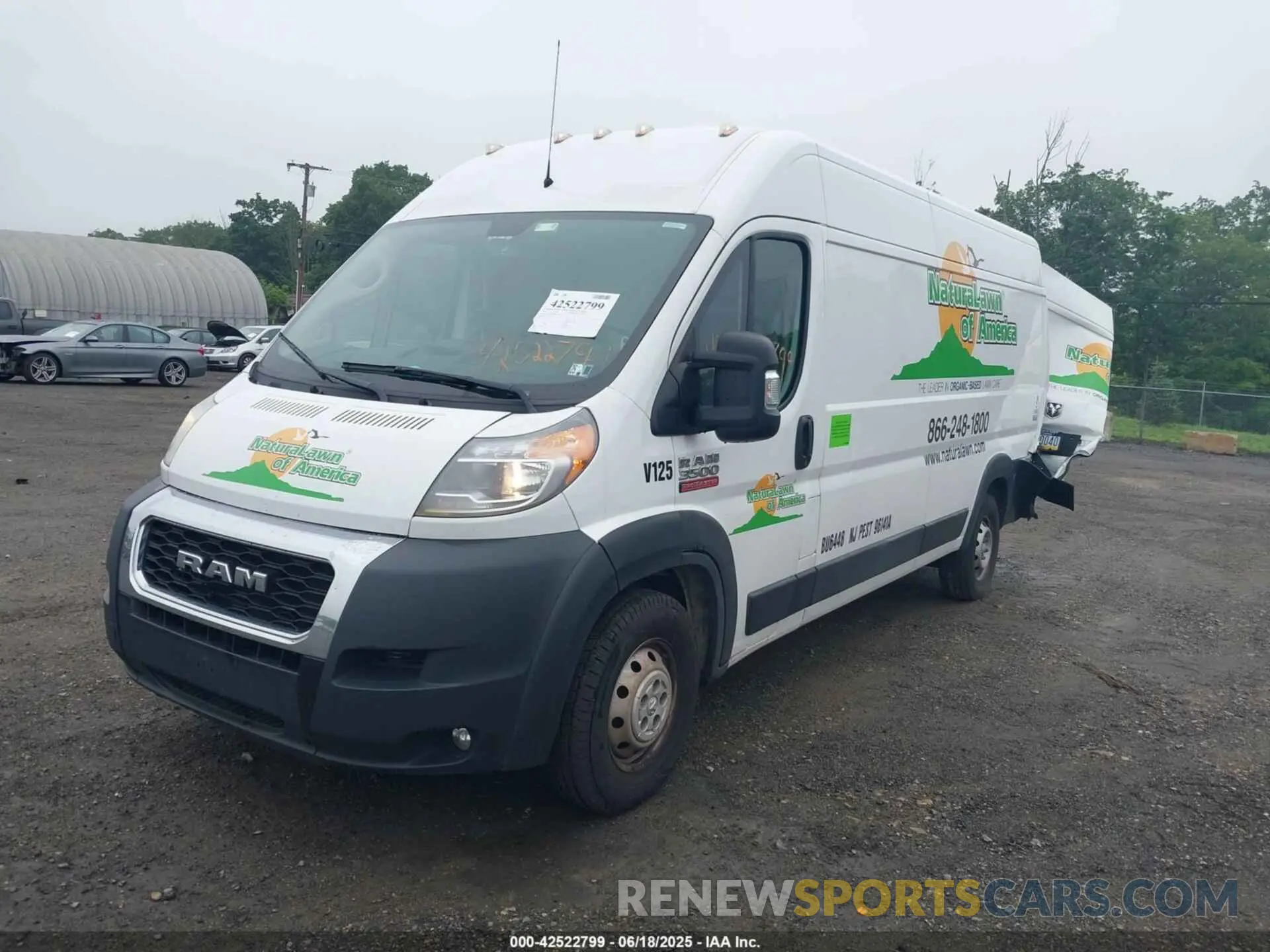 2 fotografías del automóvil dañado 3C6MRVJG5ME552307 RAM PROMASTER 3500 2021