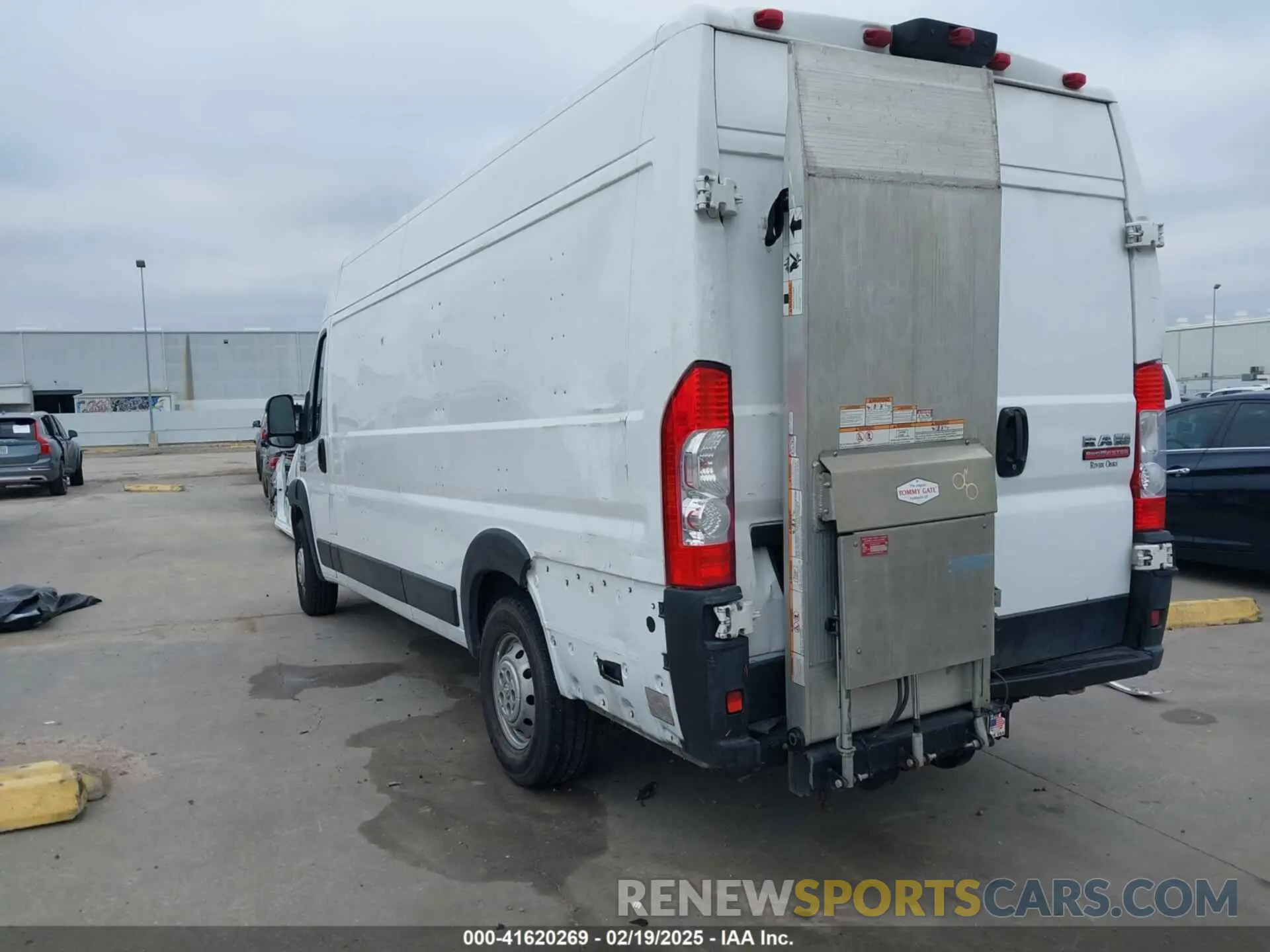 3 fotografías del automóvil dañado 3C6MRVJG6ME551859 RAM PROMASTER 3500 2021