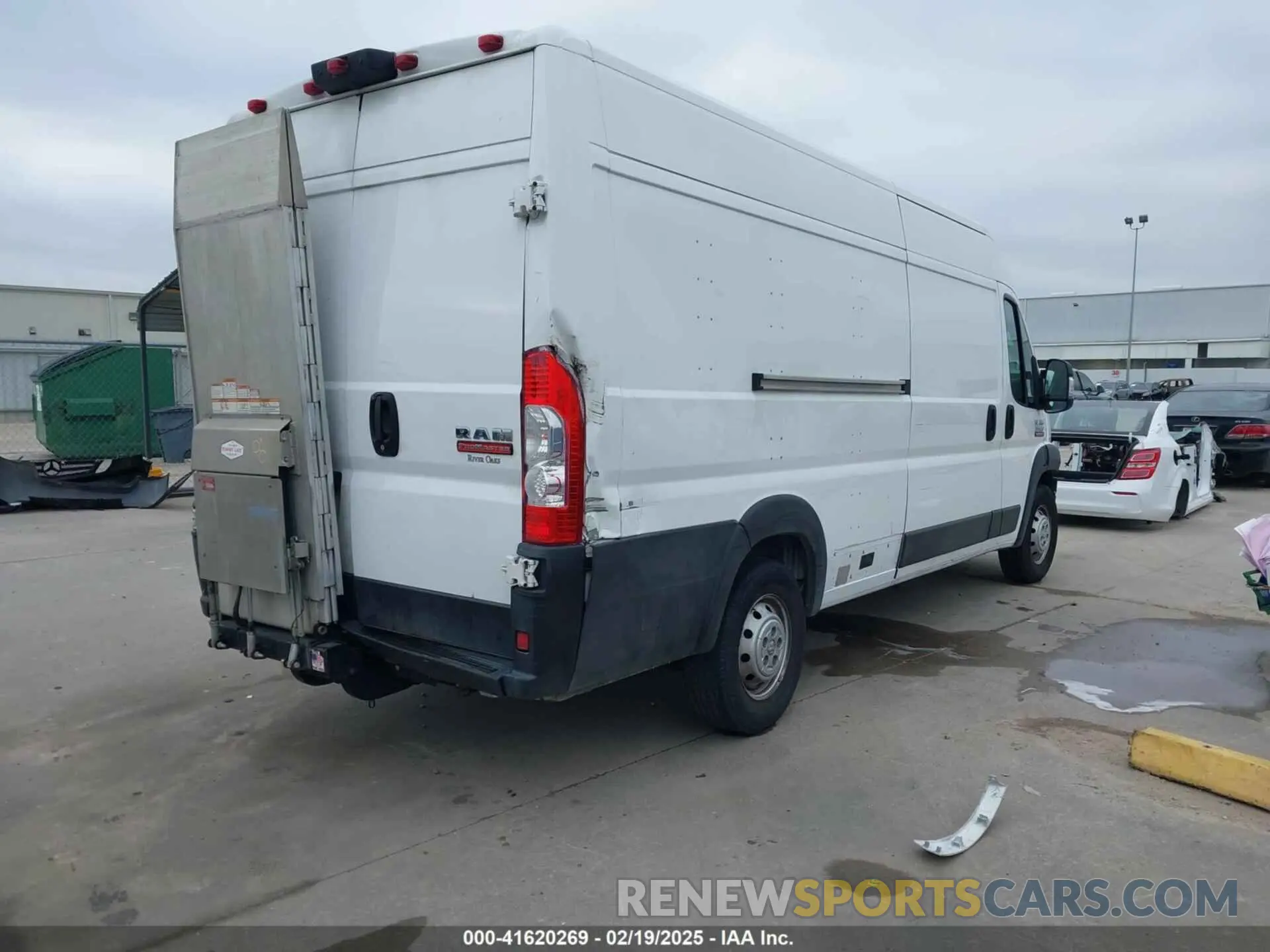 4 fotografías del automóvil dañado 3C6MRVJG6ME551859 RAM PROMASTER 3500 2021