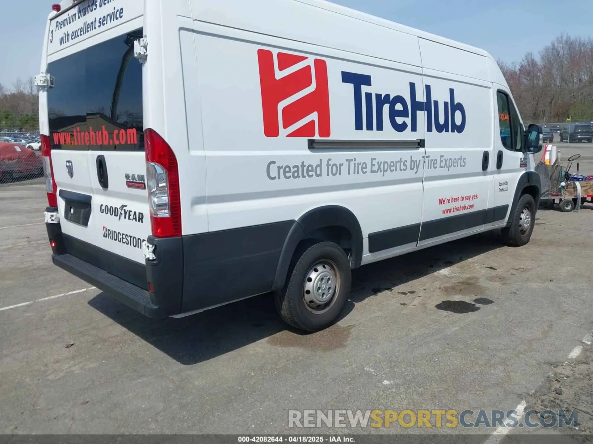 4 fotografías del automóvil dañado 3C6MRVJG4NE111866 RAM PROMASTER 3500 2022