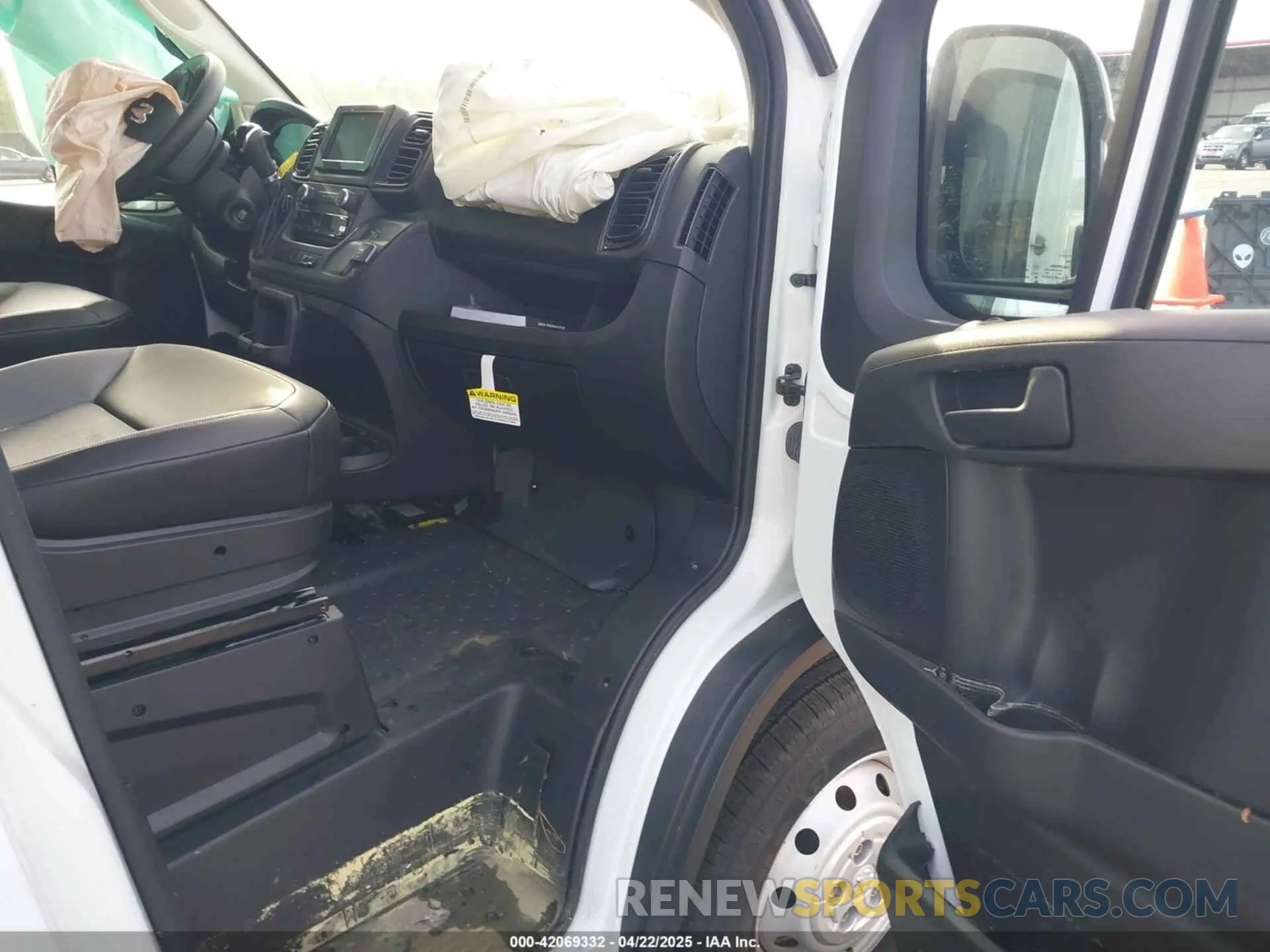 5 fotografías del automóvil dañado 3C6MRVHG7PE509176 RAM PROMASTER 3500 2023