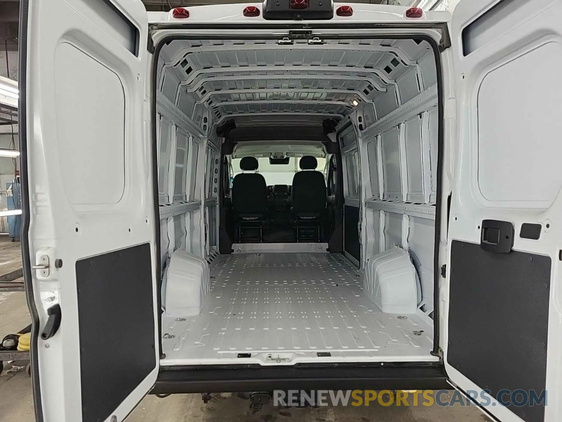 34 fotografías del automóvil dañado 3C6MRVJG1PE506848 RAM PROMASTER 3500 2023