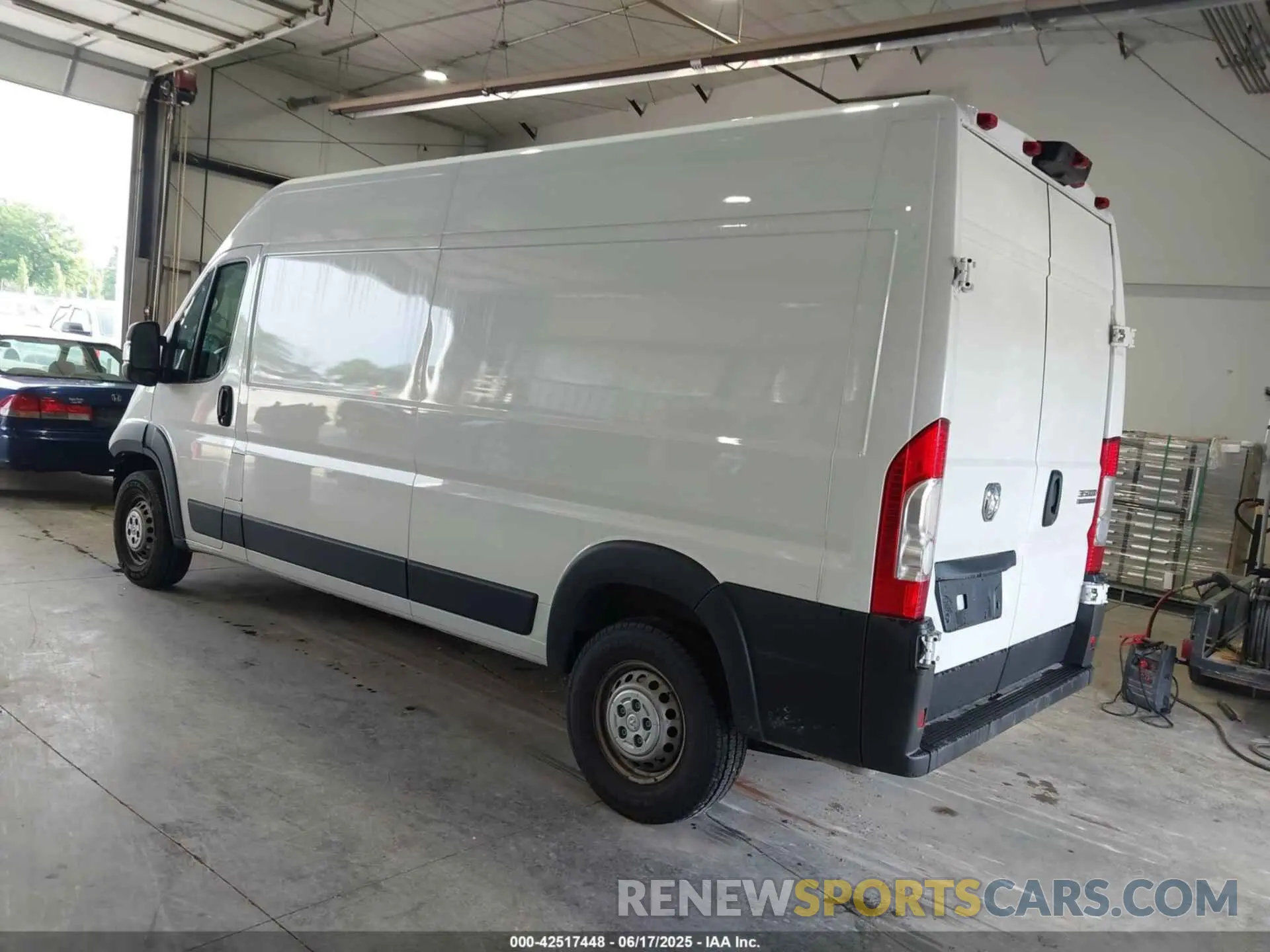 3 fotografías del automóvil dañado 3C6MRVHG9SE545797 RAM PROMASTER 3500 2025