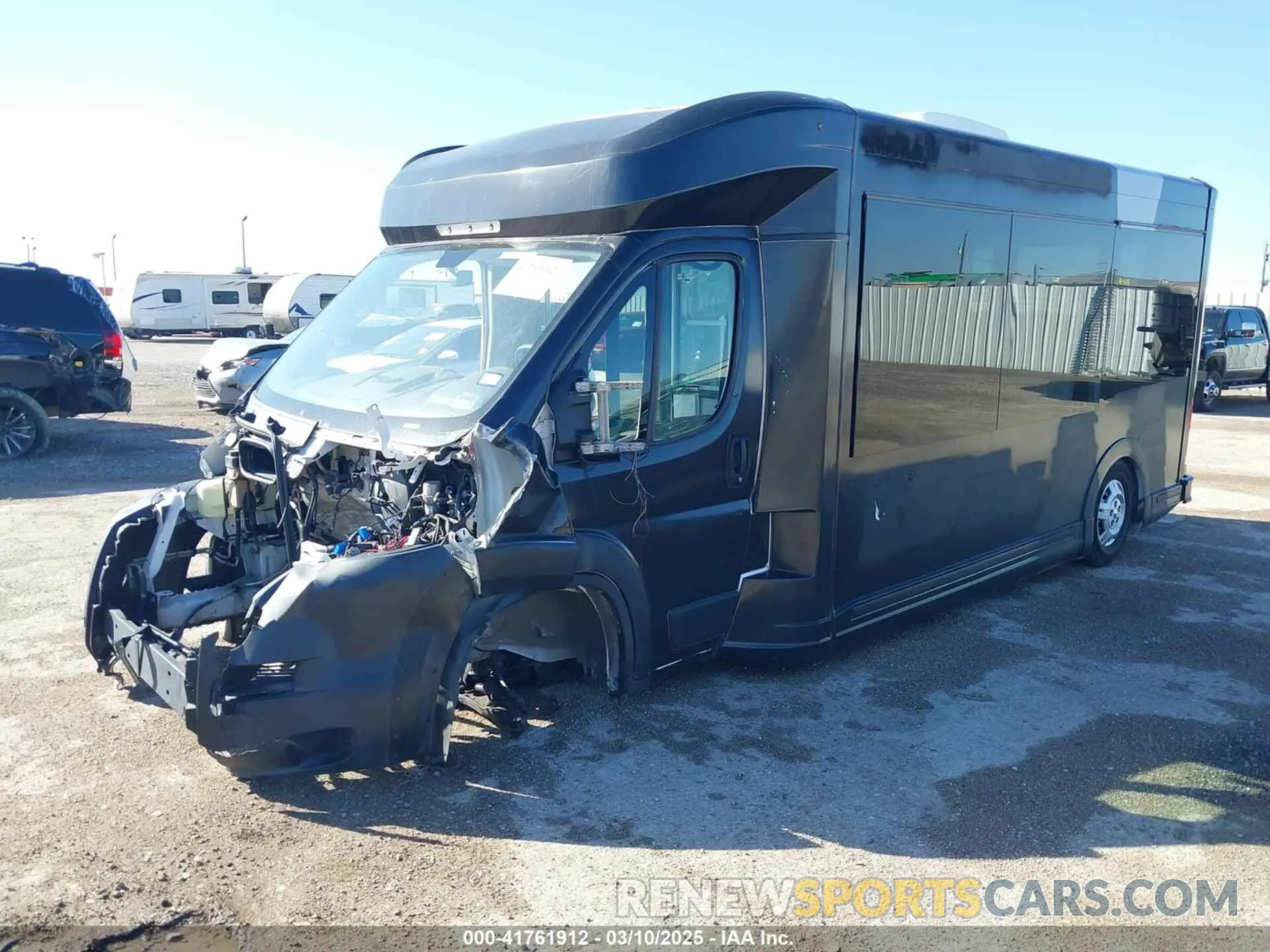 2 fotografías del automóvil dañado 3C7WRVLG9ME538900 RAM PROMASTER 3500 CUTAWAY 2021