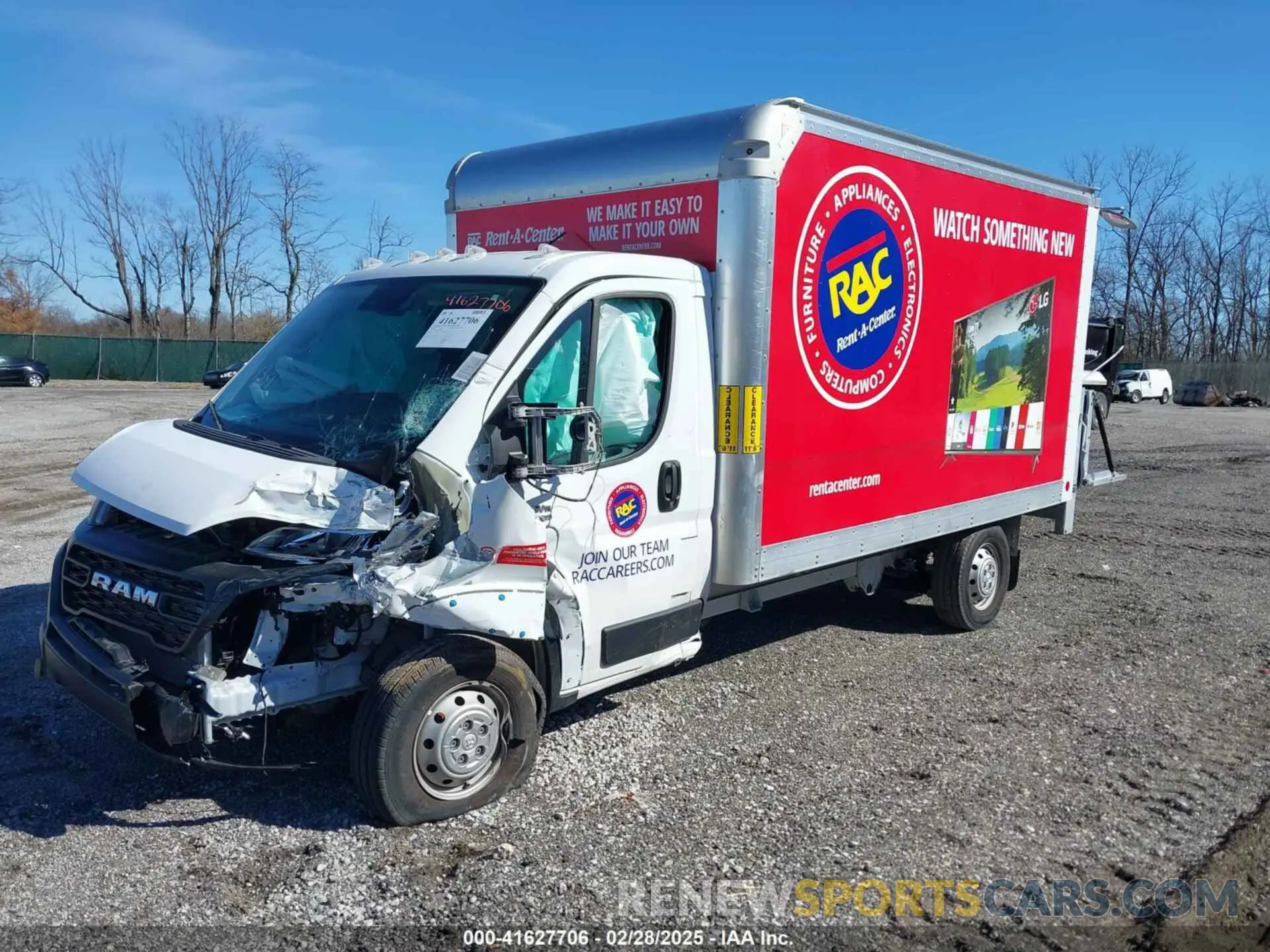 2 fotografías del automóvil dañado 3C7WRVLG7PE581636 RAM PROMASTER 3500 CUTAWAY 2023