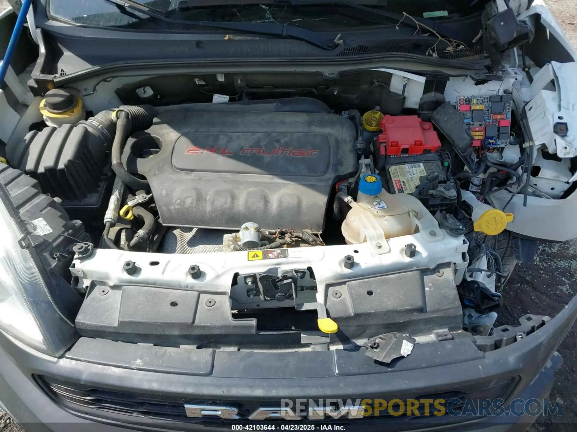 10 fotografías del automóvil dañado ZFBHRFAB8K6M54513 RAM PROMASTER CITY 2019