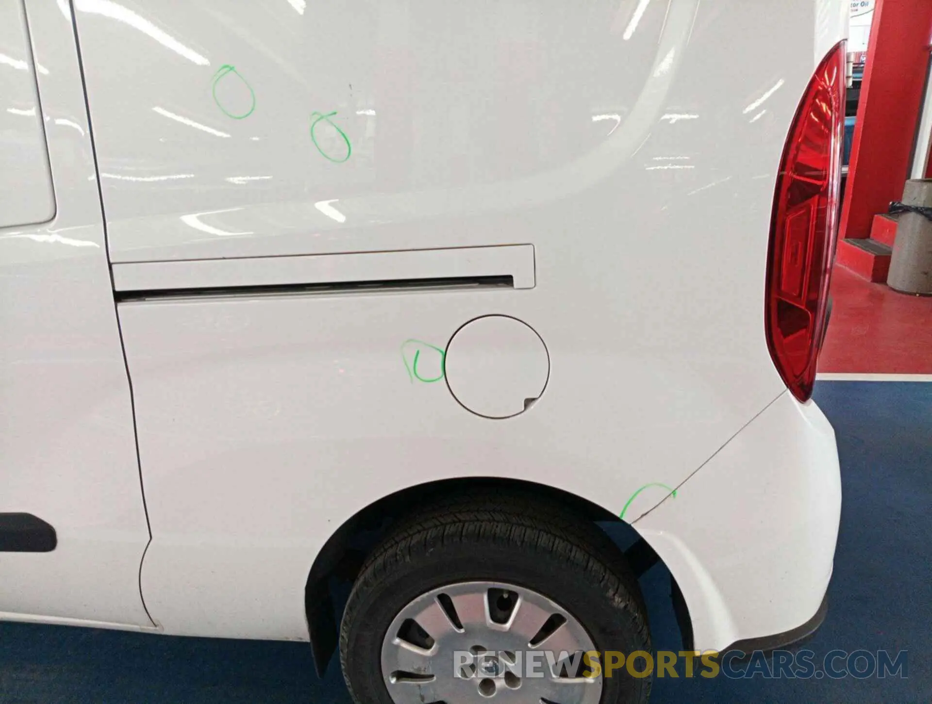 2 fotografías del automóvil dañado ZFBHRFBB1K6N11861 RAM PROMASTER CITY 2019