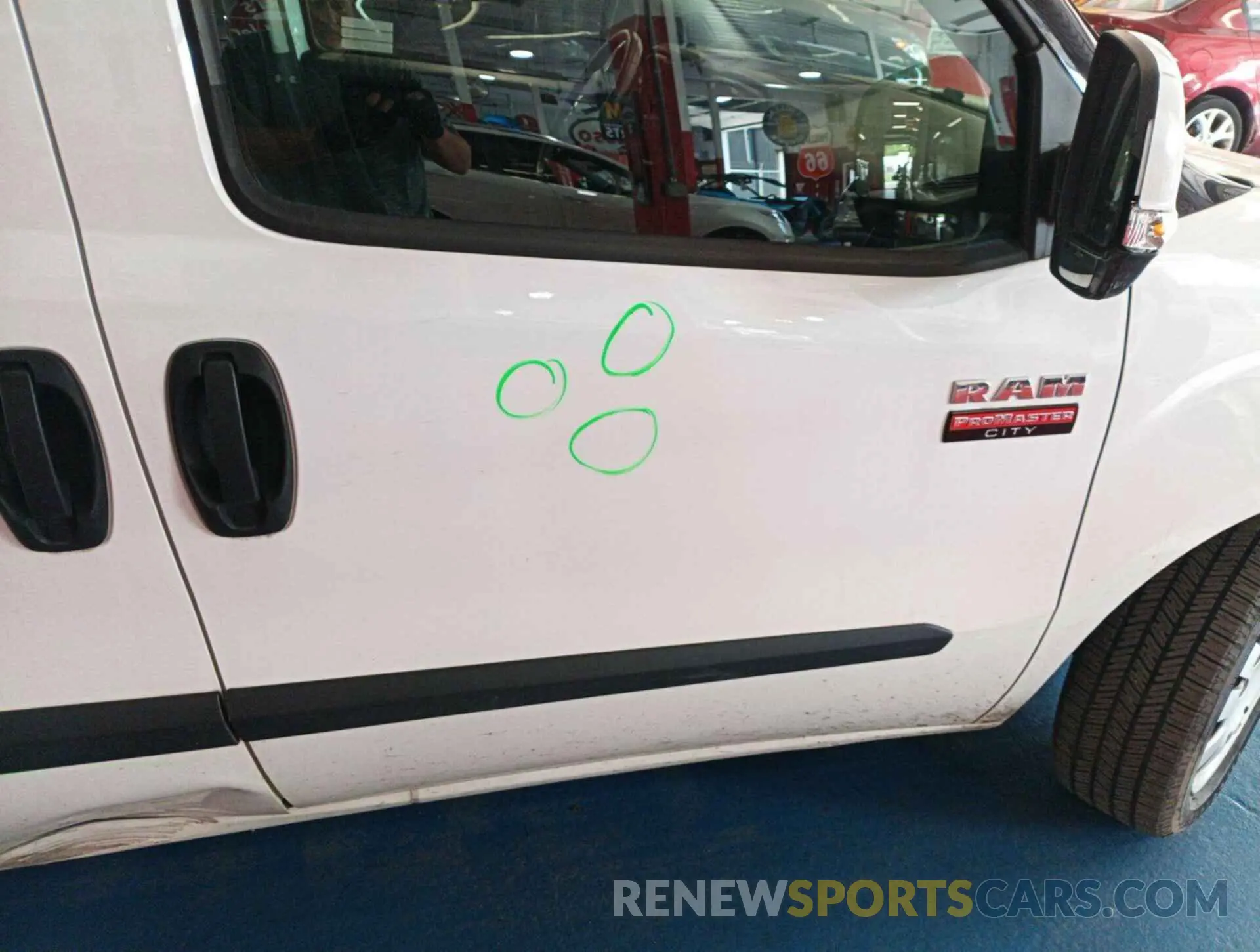 32 fotografías del automóvil dañado ZFBHRFBB1K6N11861 RAM PROMASTER CITY 2019