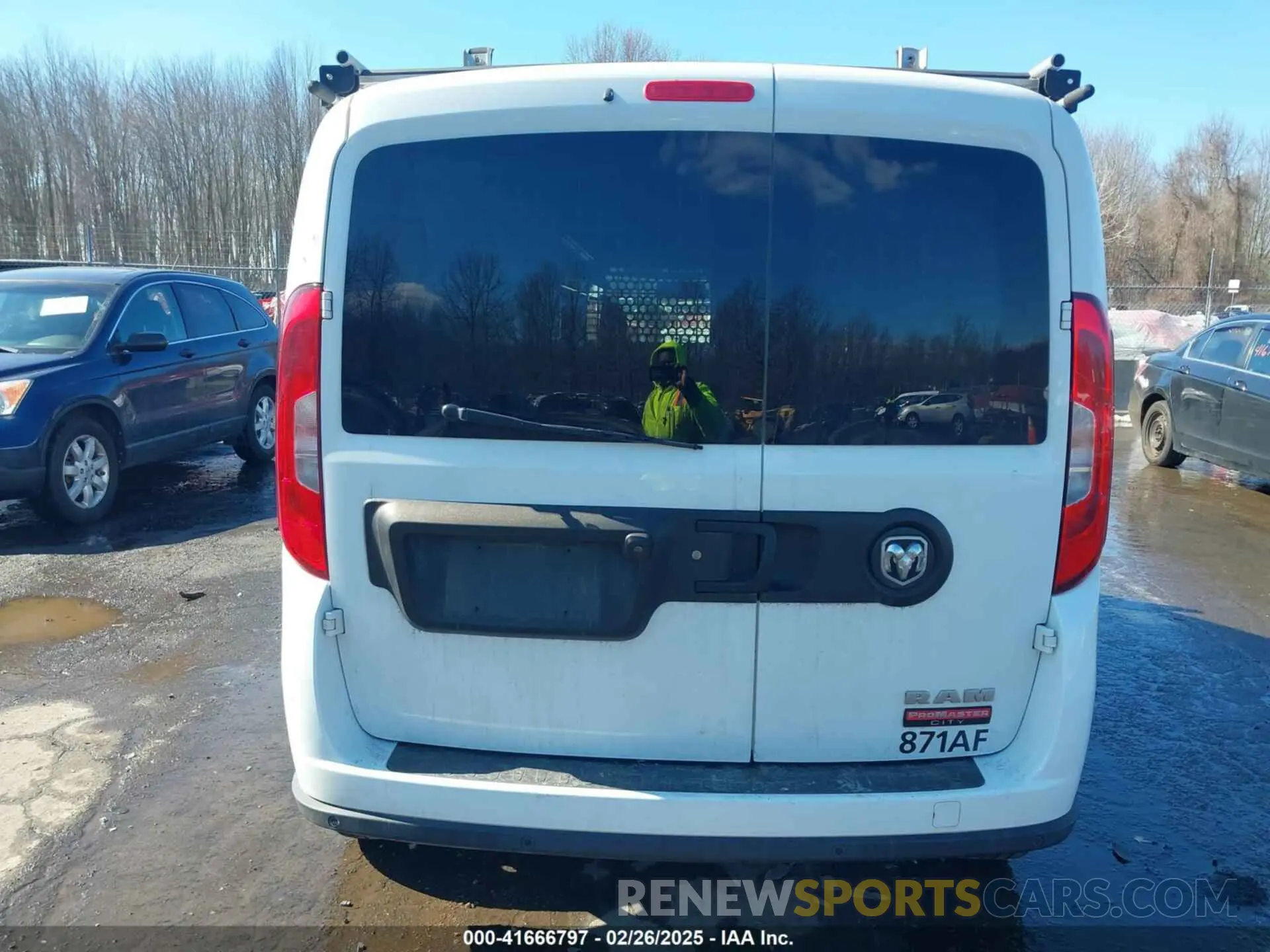 16 fotografías del automóvil dañado ZFBHRFBB2K6N02084 RAM PROMASTER CITY 2019