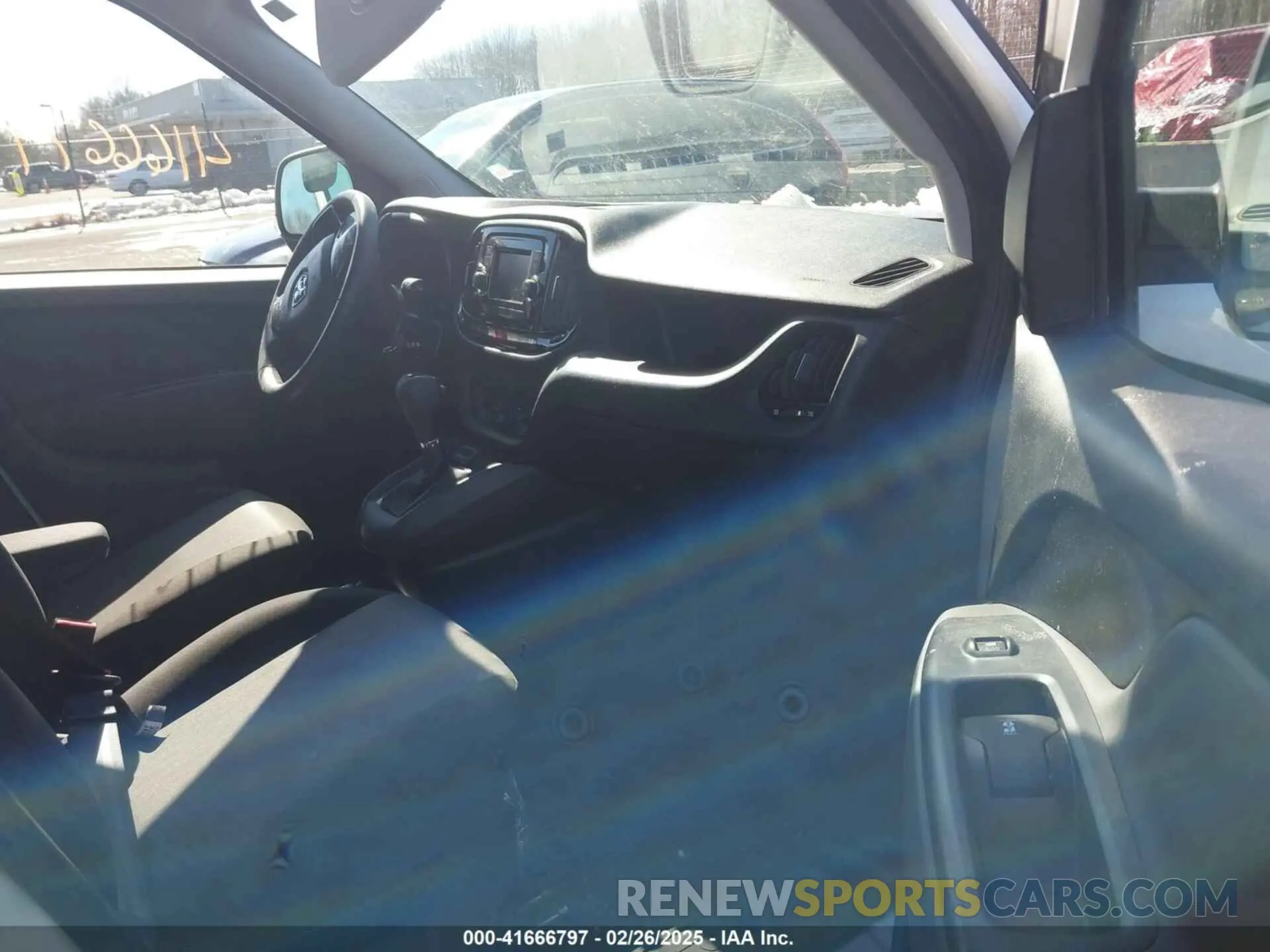 5 fotografías del automóvil dañado ZFBHRFBB2K6N02084 RAM PROMASTER CITY 2019