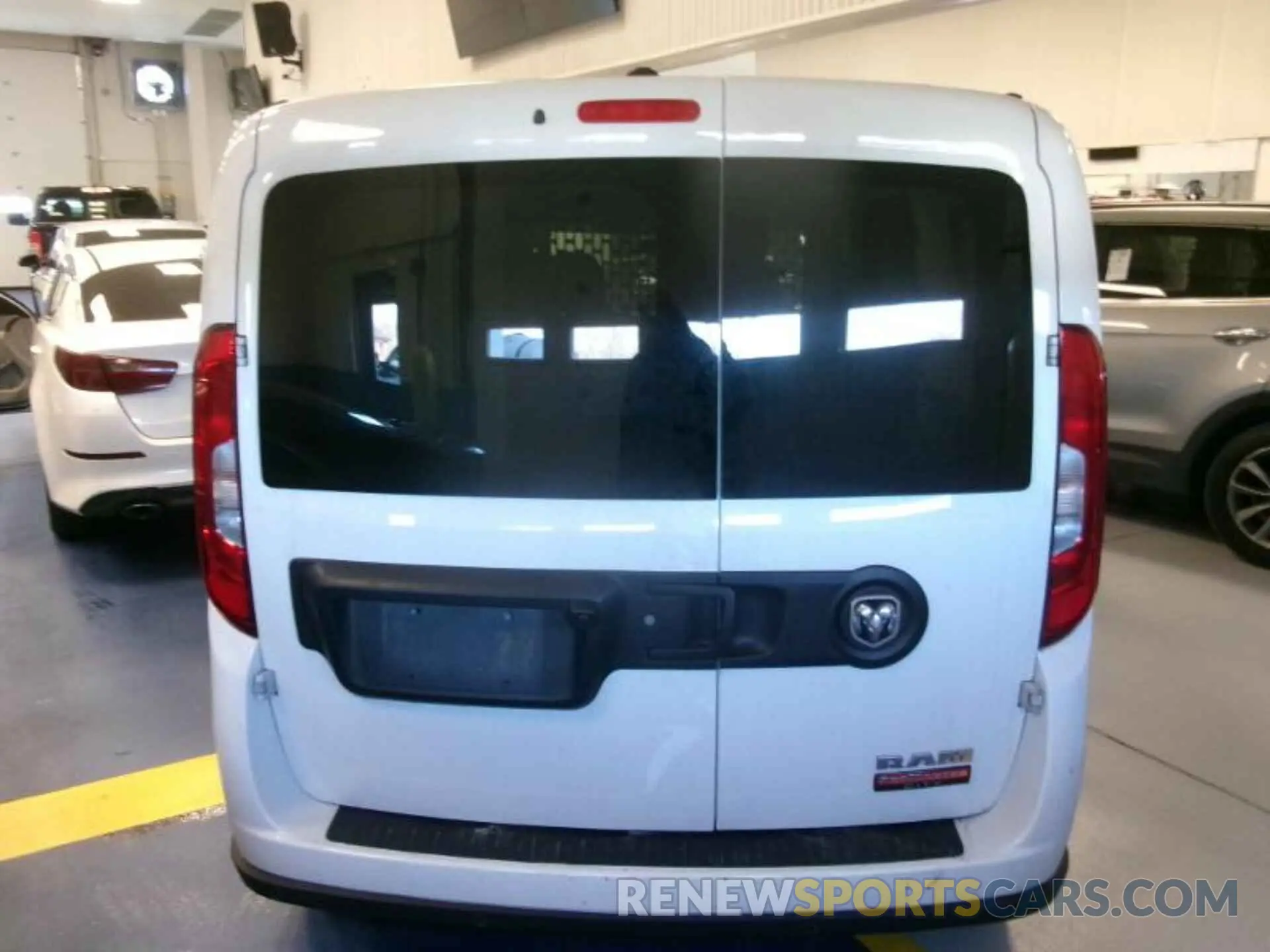 4 fotografías del automóvil dañado ZFBHRFBB4K6M29980 RAM PROMASTER CITY 2019