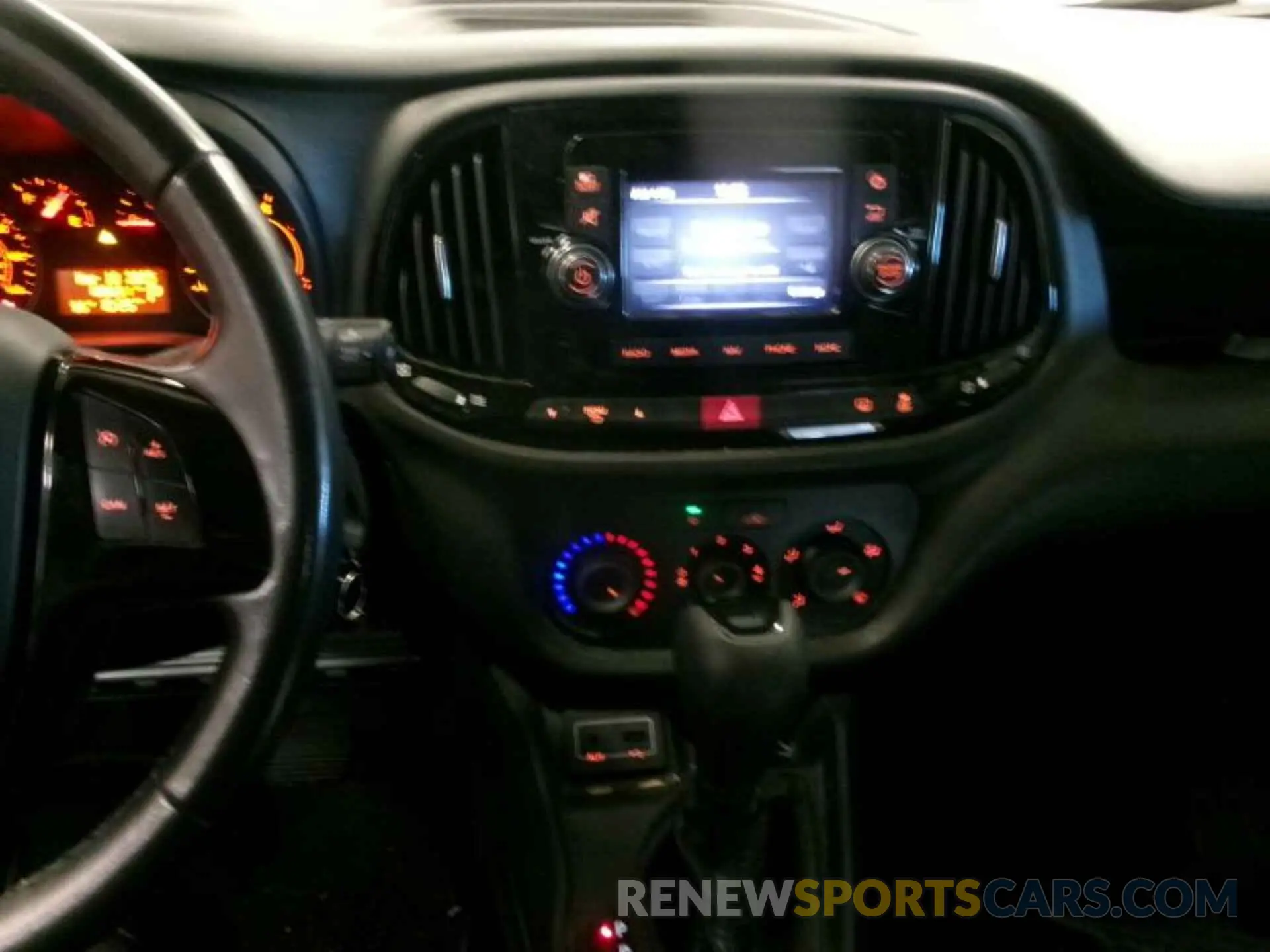 7 fotografías del automóvil dañado ZFBHRFBB4K6M29980 RAM PROMASTER CITY 2019