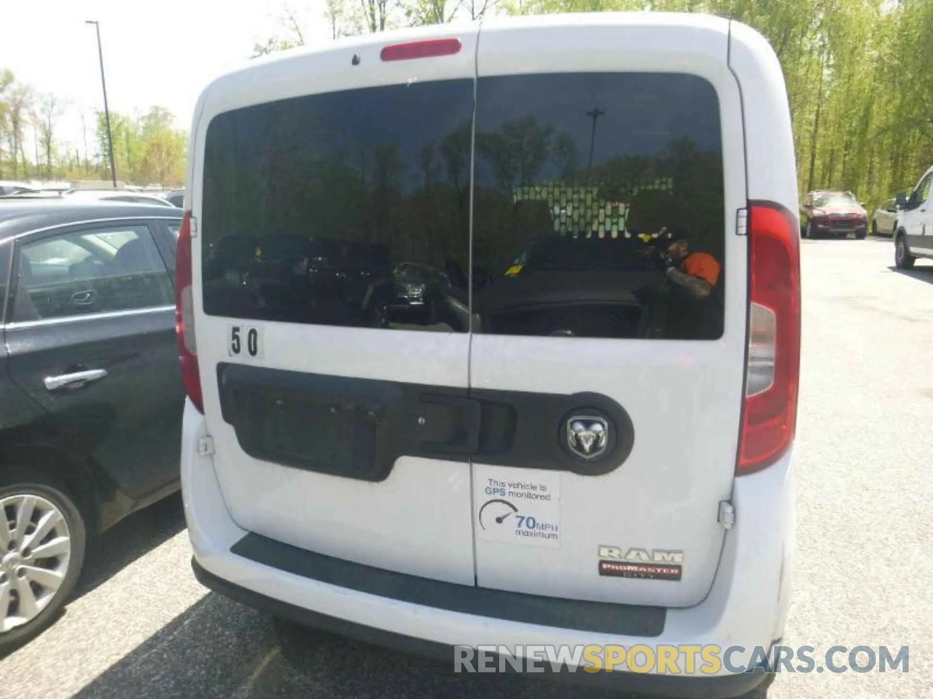 14 fotografías del automóvil dañado ZFBHRFBB6K6M29995 RAM PROMASTER CITY 2019