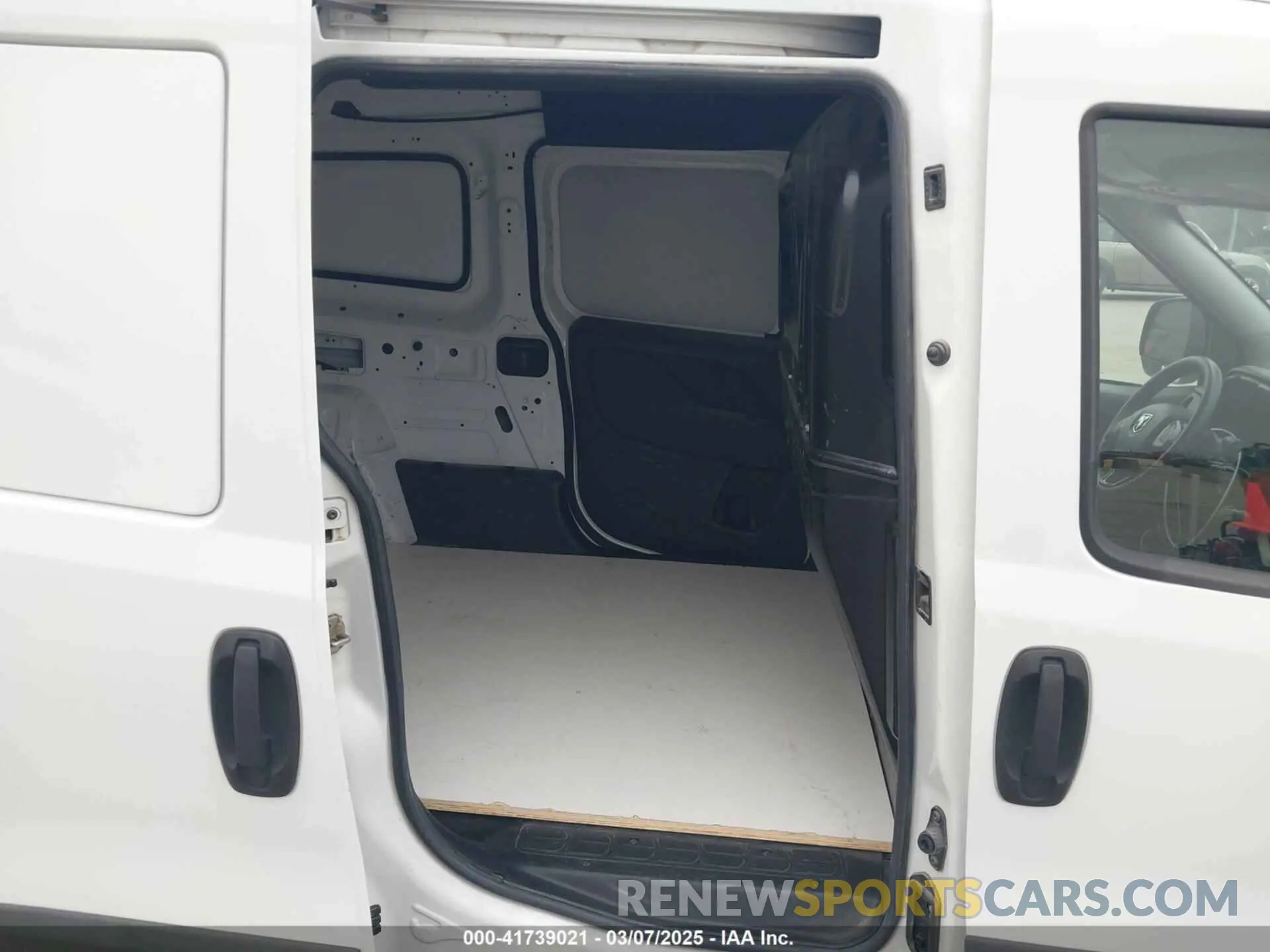 8 fotografías del automóvil dañado ZFBHRFAB2L6P38513 RAM PROMASTER CITY 2020