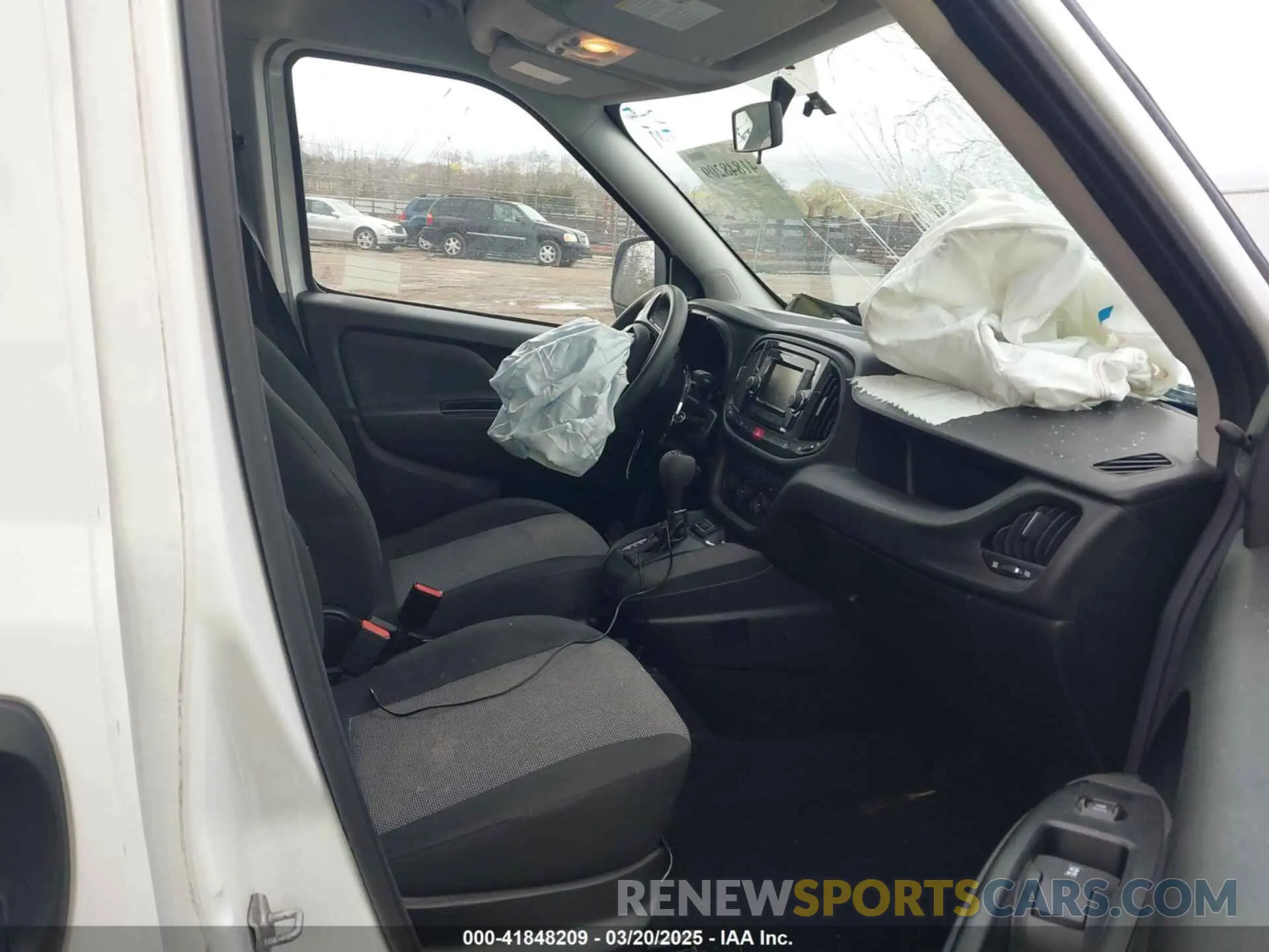 5 fotografías del automóvil dañado ZFBHRFAB6L6S17343 RAM PROMASTER CITY 2020