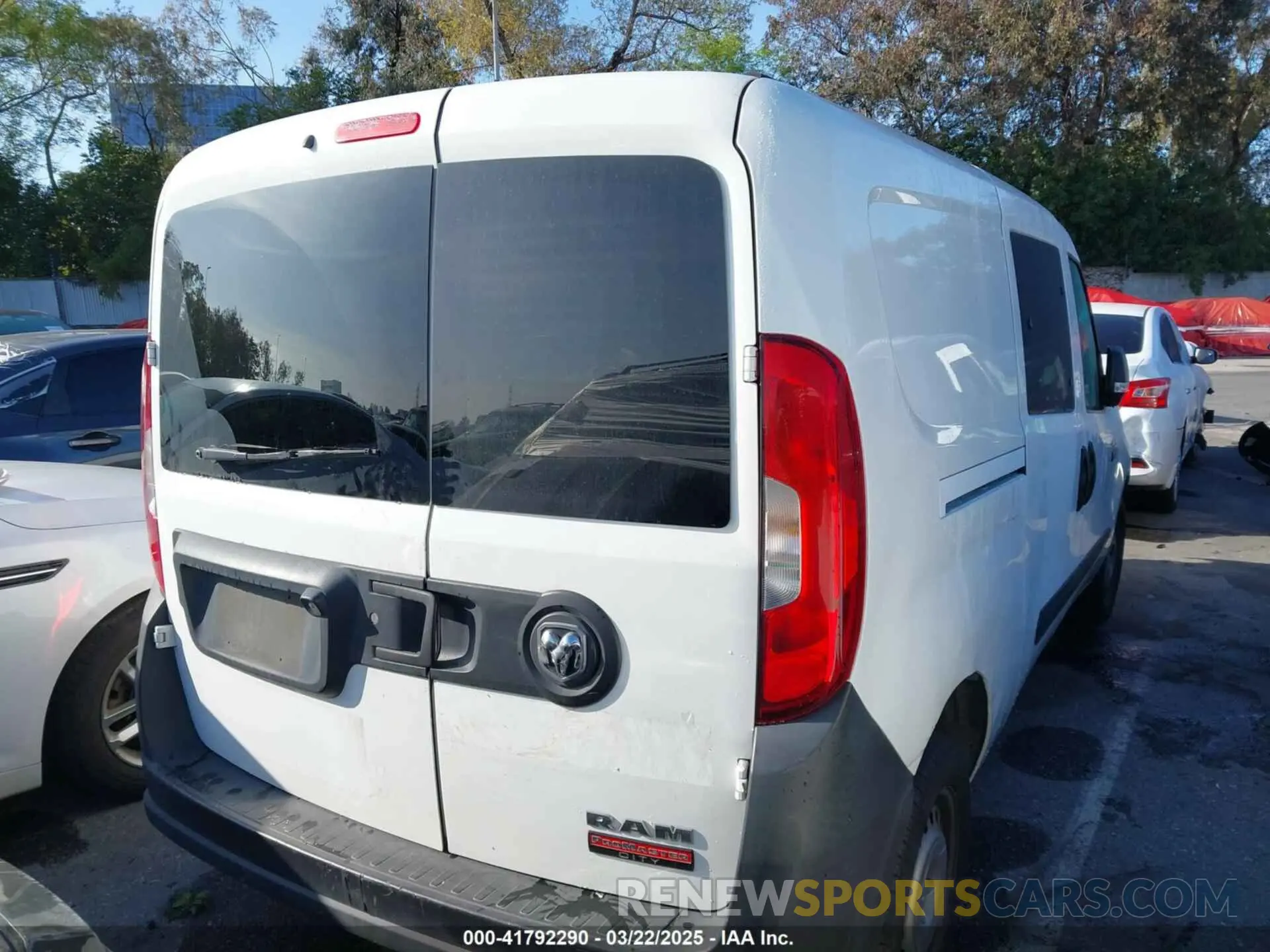 4 fotografías del automóvil dañado ZFBHRFAB7L6S00972 RAM PROMASTER CITY 2020