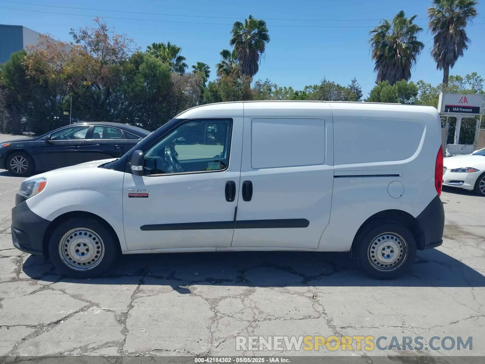 14 fotografías del automóvil dañado ZFBHRFAB8L6P39648 RAM PROMASTER CITY 2020