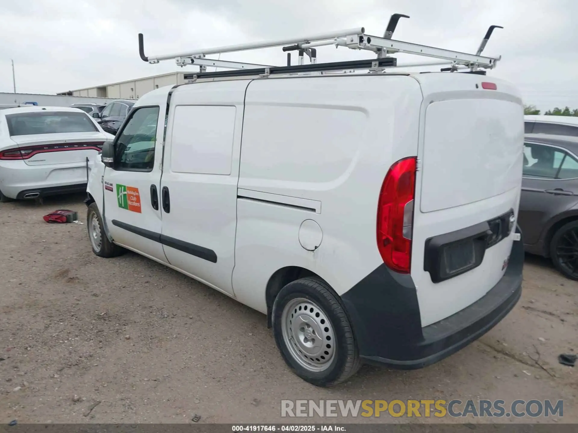 3 fotografías del automóvil dañado ZFBHRFAB0M6V28767 RAM PROMASTER CITY 2021