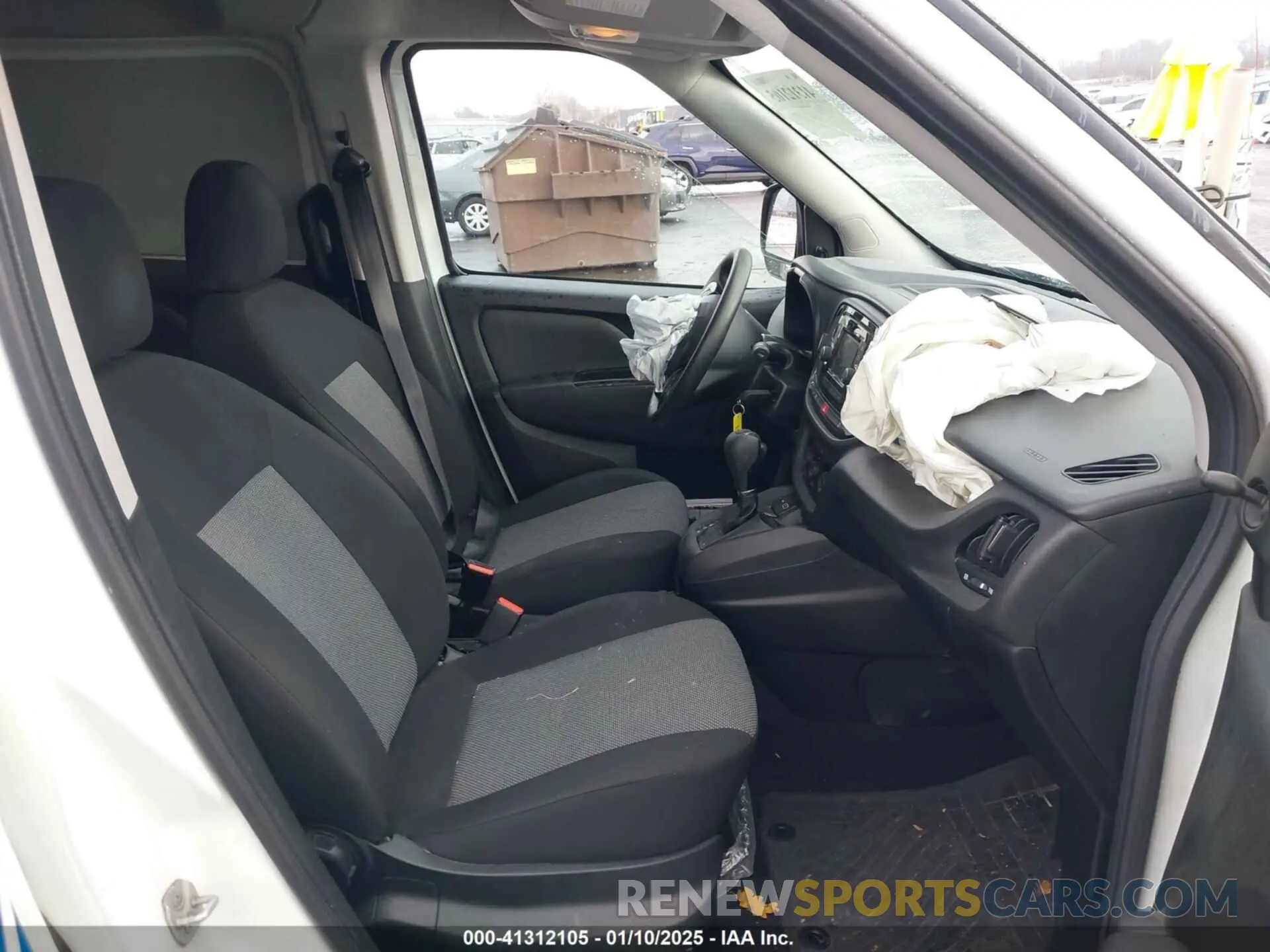 5 fotografías del automóvil dañado ZFBHRFAB2M6T43801 RAM PROMASTER CITY 2021