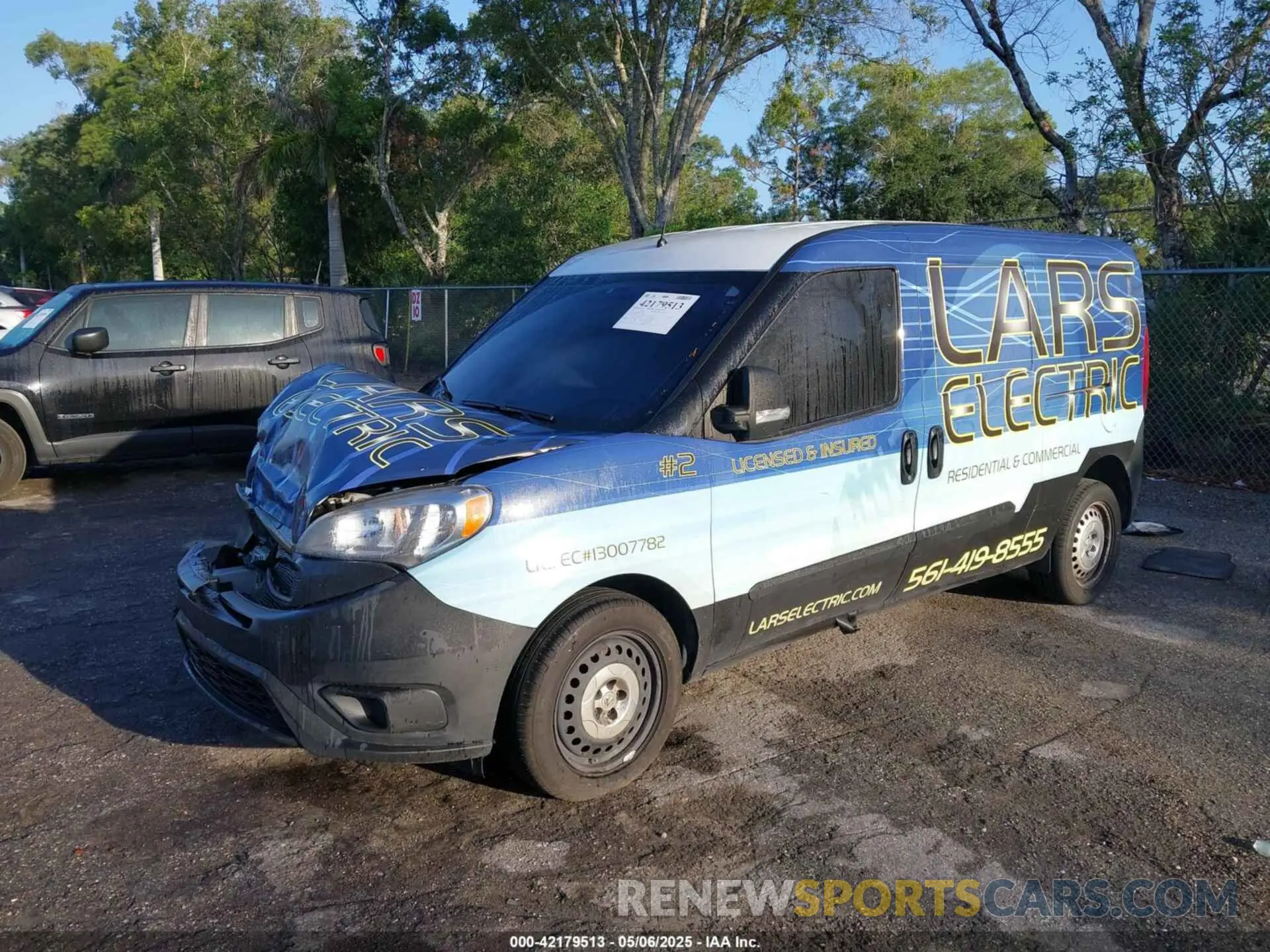 2 fotografías del automóvil dañado ZFBHRFAB8M6T15288 RAM PROMASTER CITY 2021