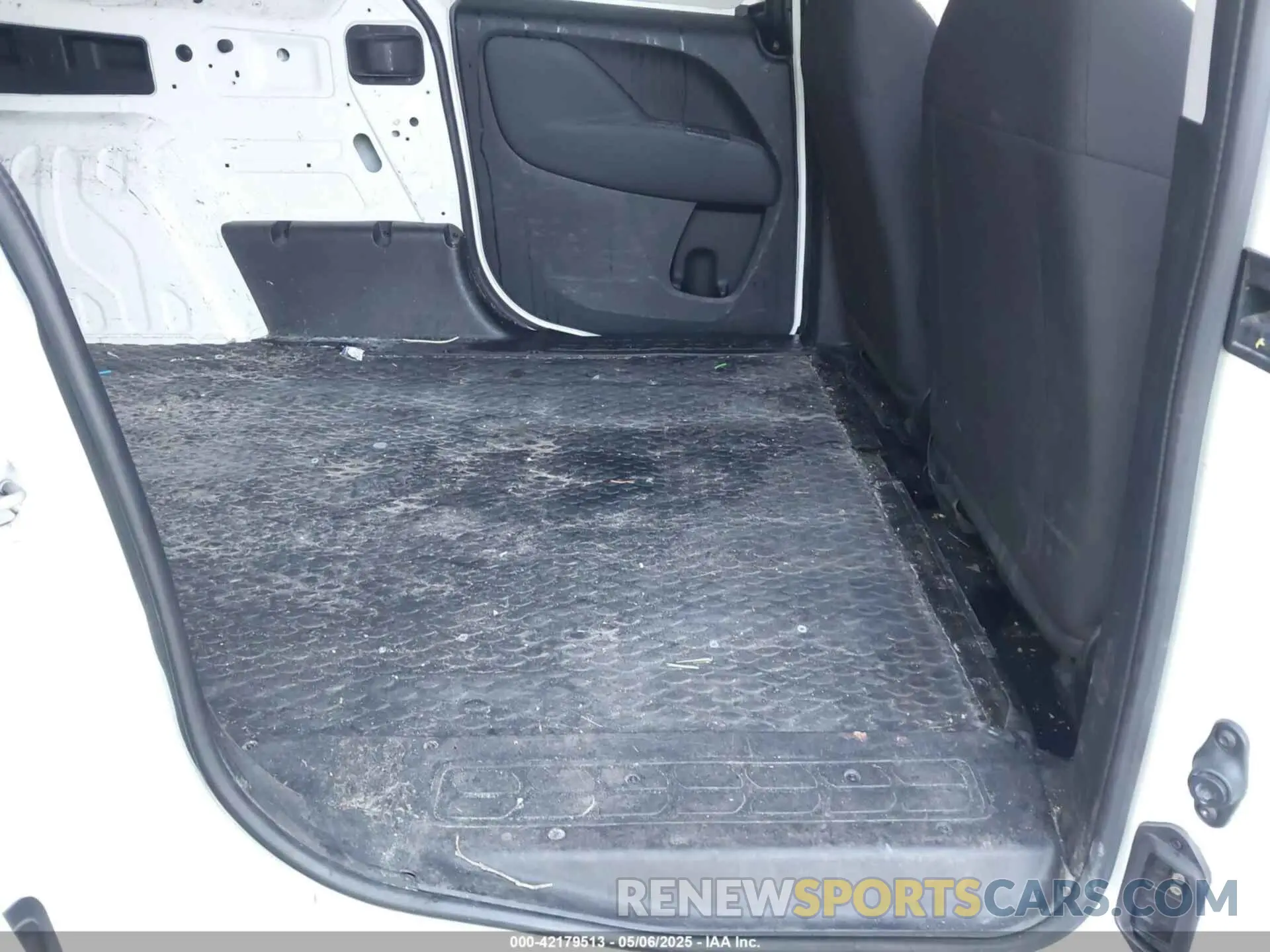 8 fotografías del automóvil dañado ZFBHRFAB8M6T15288 RAM PROMASTER CITY 2021