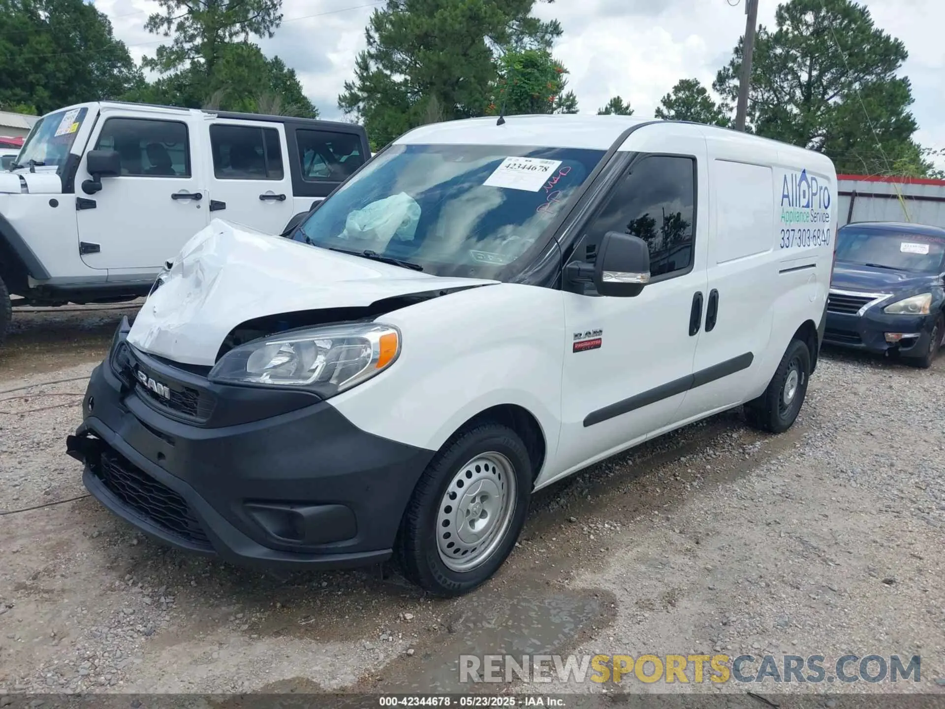 2 fotografías del automóvil dañado ZFBHRFABXM6U80386 RAM PROMASTER CITY 2021