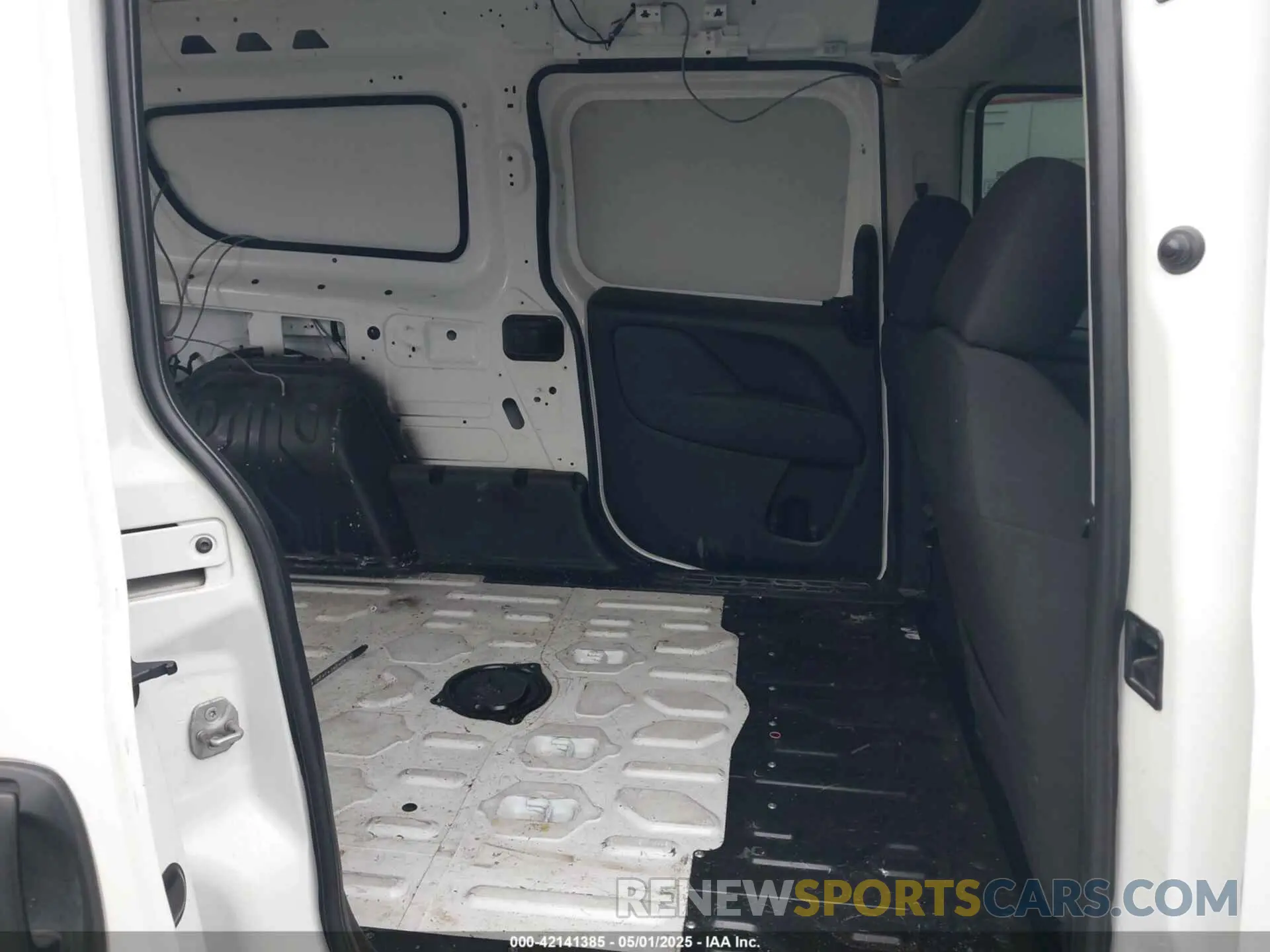 8 fotografías del automóvil dañado ZFBHRFBB0M6T89478 RAM PROMASTER CITY 2021