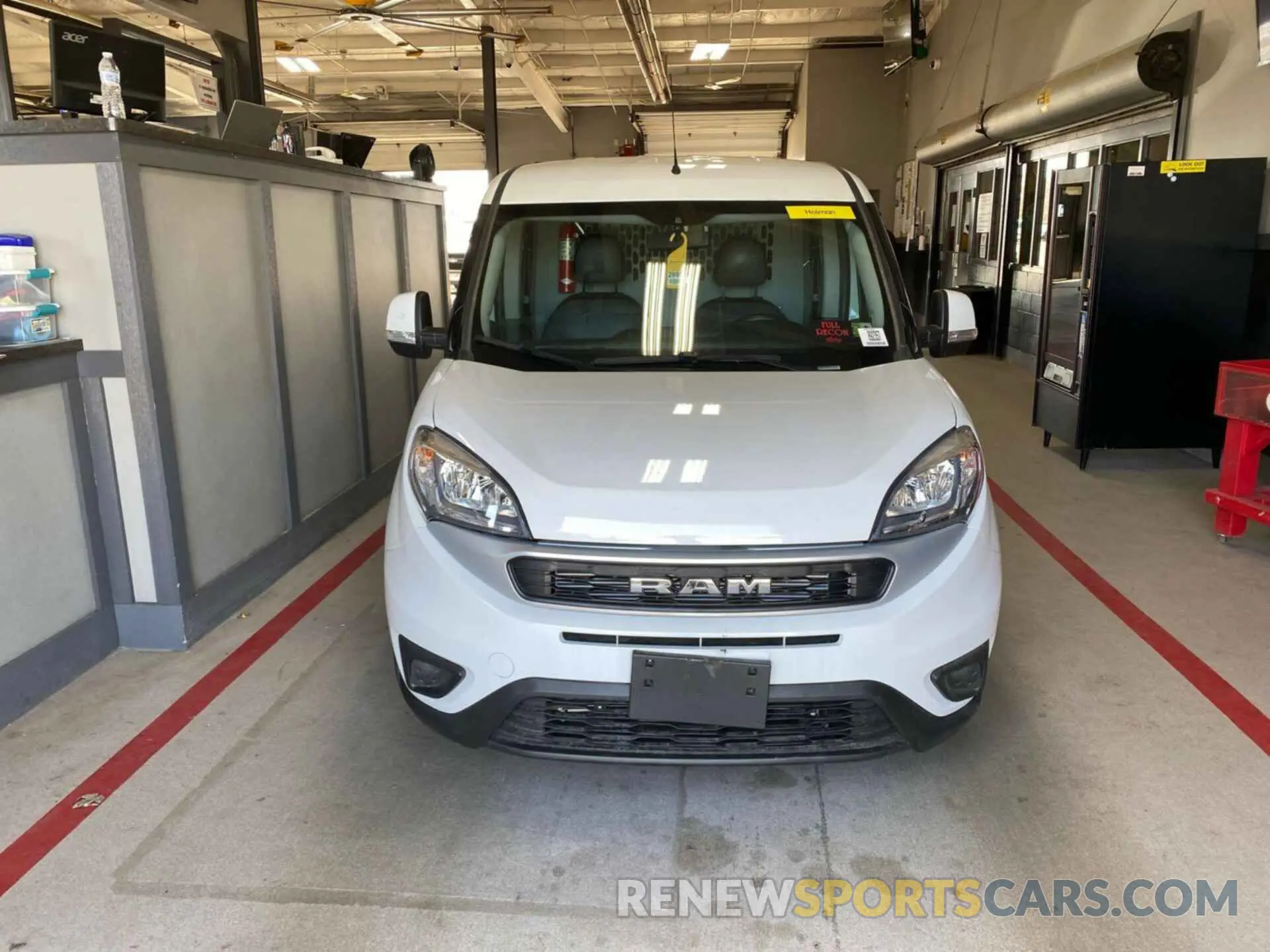 2 fotografías del automóvil dañado ZFBHRFBB1M6U59831 RAM PROMASTER CITY 2021